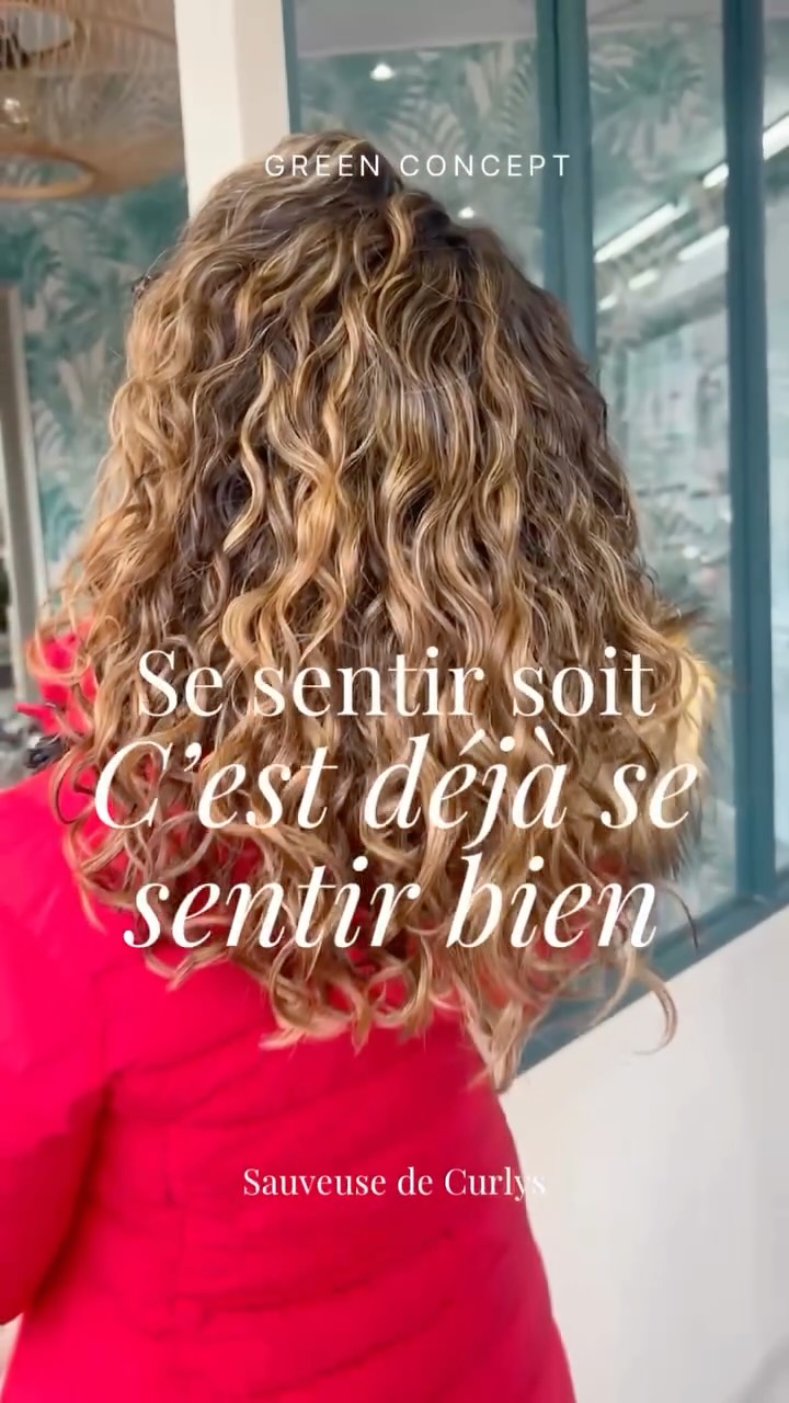 Chez Green Concept, nous croyons que chaque boucle mérite d’être révélée
Boucles, ondulations, frisures, crépus votre texture naturelle est une force, pas quelque chose à corriger.
Notre mission : les sublimer et vous apprendre à les aimer.
💇♀️ Prenez rendez-vous avec nos expertes au salon à Combs-la-Ville et laissez vos boucles reprendre toute leur place.