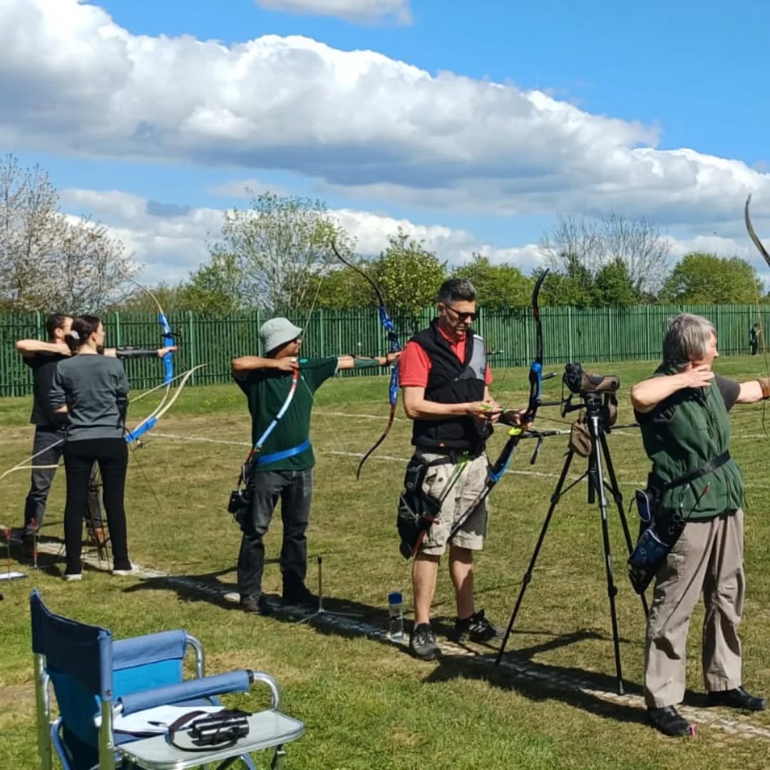 It was a terrific turnout for this mornings maintenence. Thank you so much to everyone who turned up and helped mow the lawn, paint the lines and strim the back. Days like these are essential for the smooth running of the club so we are very grateful for all the help.
It was also great to see so many people out in the field shooting in the afternoon, making the most of the sunshine.
#archerylife #archery #maintenance #volunteering