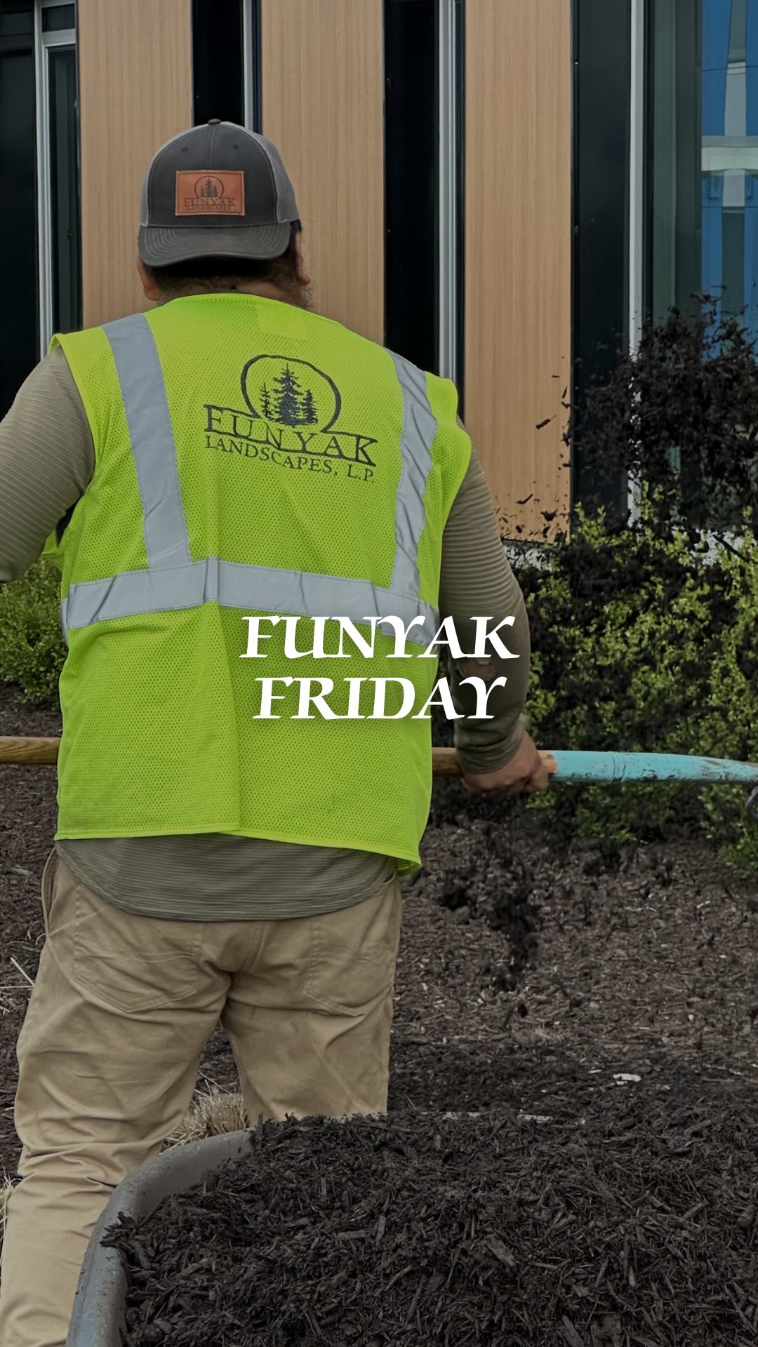 FUNYAK FRIDAY: On site at a seasonal cleanup 👷🏽♂️
Day in the life in 📍Cranberry Twp. Mulch going down, beds reset, and everything brought back to life at this property. This is what it looks like when Team Funyak shows up and takes care of it all.
📩 Inquire today: www.funyaklandscapes.com
#Landscaping #Mulching #PropertyMaintenance #Lawncare #FunyakLandscapes