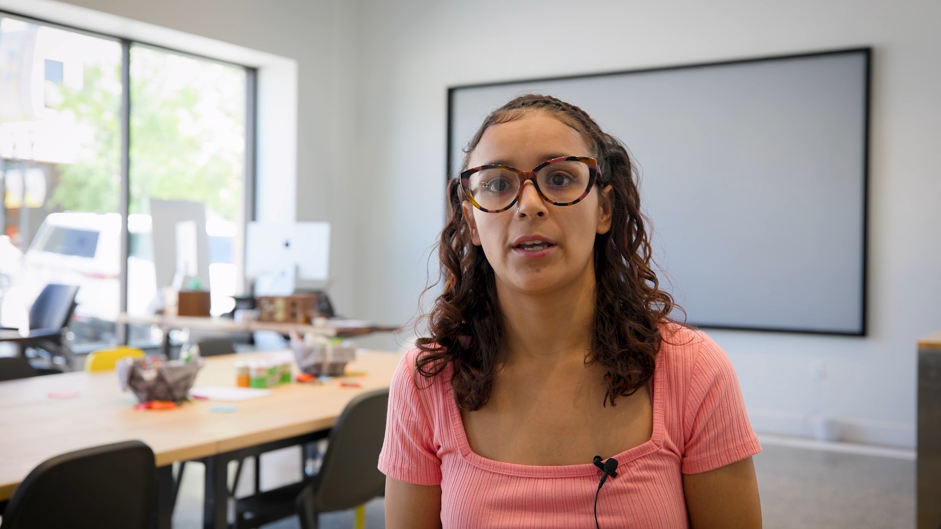 𝐇𝐎𝐑𝐈𝐙𝐎𝐍𝐒 𝐂𝐇𝐄𝐂𝐊-𝐈𝐍! It's hard to believe our first Horizons cohort is almost done! We're so proud of this group and impressed by how much they've learned over the past few weeks. We sat down with one of our cohort members, Jazlyn Lee, to talk about the experience, what she's gained from it, and why others should consider it in the future. Check it out! #TheRANGE #Horizons #WorkforceDevelopment #PanhandleWorkforce