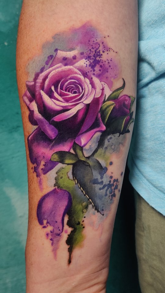 Here's my travelplans:
11-12 July Wellington tattoo convention
14-18 July Sinatras Custom Tattoos Wellington
28-29 November New Plymouth tattoo expo
1-4 December Brothers Ink New Plymouth
If you would like me to come into a different city just coming here and I see if I can sort out a guest spot there. Thanks heaps and have an awesome day!