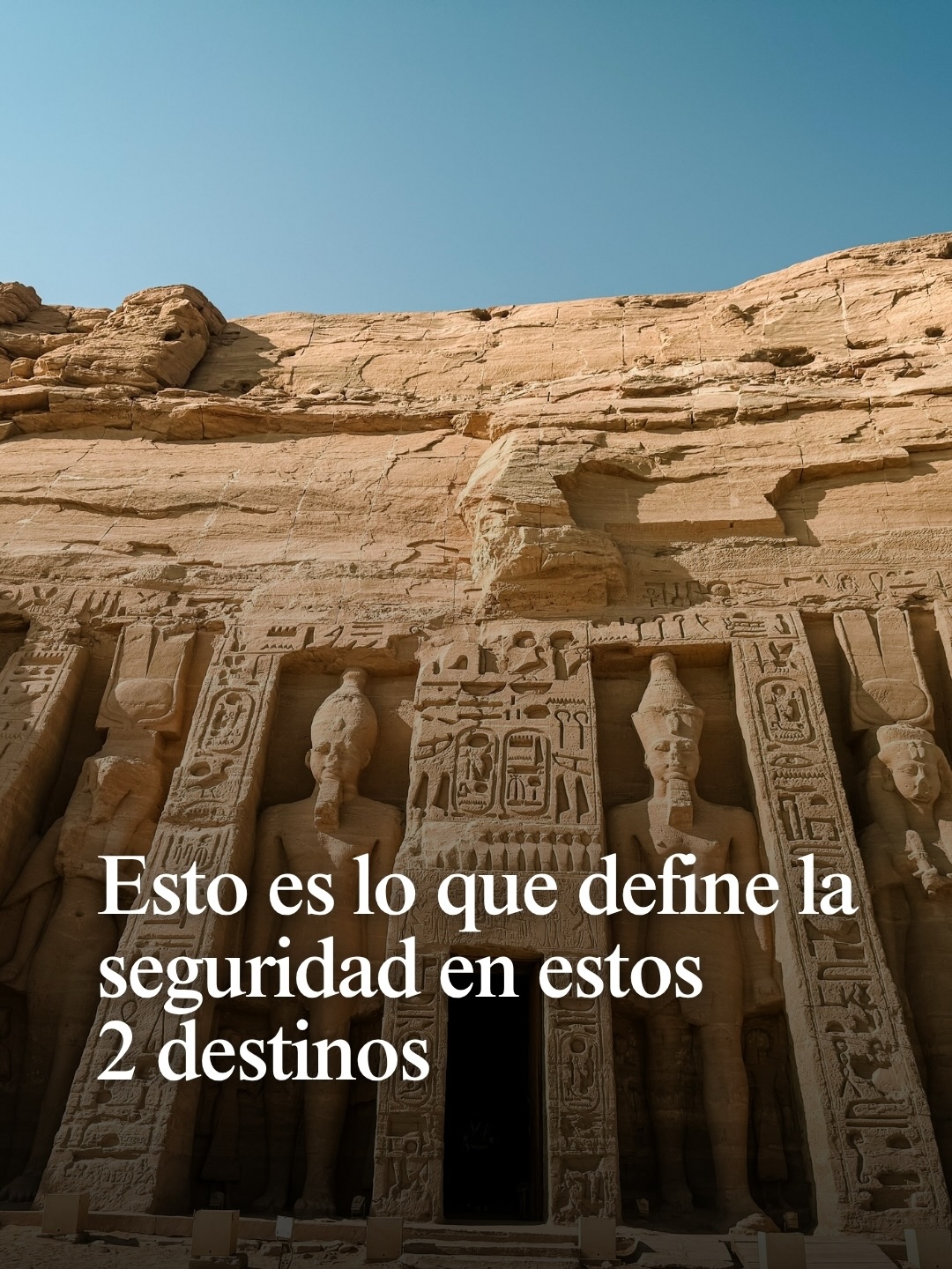 Egipto y Jordania no son destinos para un viaje “zen” al estilo europeo. Son destinos con mucho movimiento.
Esto es que debes saber:
🇯🇴 Jordania es, históricamente, el “oasis” de estabilidad en la región. Lugares como el Mar Muerto o Wadi Rum están perfectamente gestionados para el turismo y es muy común ver a viajeros recorriéndolos con total tranquilidad.
🇪🇬 Egipto protege su turismo como un tesoro nacional. En zonas como Luxor, Asuán o El Cairo, la presencia de seguridad es constante y el gobierno prioriza el resguardo de los visitantes.
Te toparás vendedores, ruido y un ritmo frenético. Sin embargo, esto no es un problema en un viaje grupal.
¿Cómo marca la diferencia ir con Salvaje Travel?
• La clave para transformar ese movimiento en una “experiencia inolvidable” es el acompañamiento. Al viajar en nuestro grupo:
— Nuestros guías locales en español y tour leaders gestionan la logística y los imprevistos.
— Te asesoramos sobre vestimenta y códigos locales para evitar miradas incómodas o malentendidos.
— Nunca estás solo; vas con un grupo de gente experta y viajeros que buscan lo mismo que tú.
Egipto y Jordania son viajes que se quedan grabados para siempre. Es historia pura, y se disfruta más cuando alguien que conoce el terreno te cuida el camino.
🗓️ 14 al 25 de Septiembre, 2026.
¿Te interesa saber más información sobre este viaje? Coméntanos 👇🏻