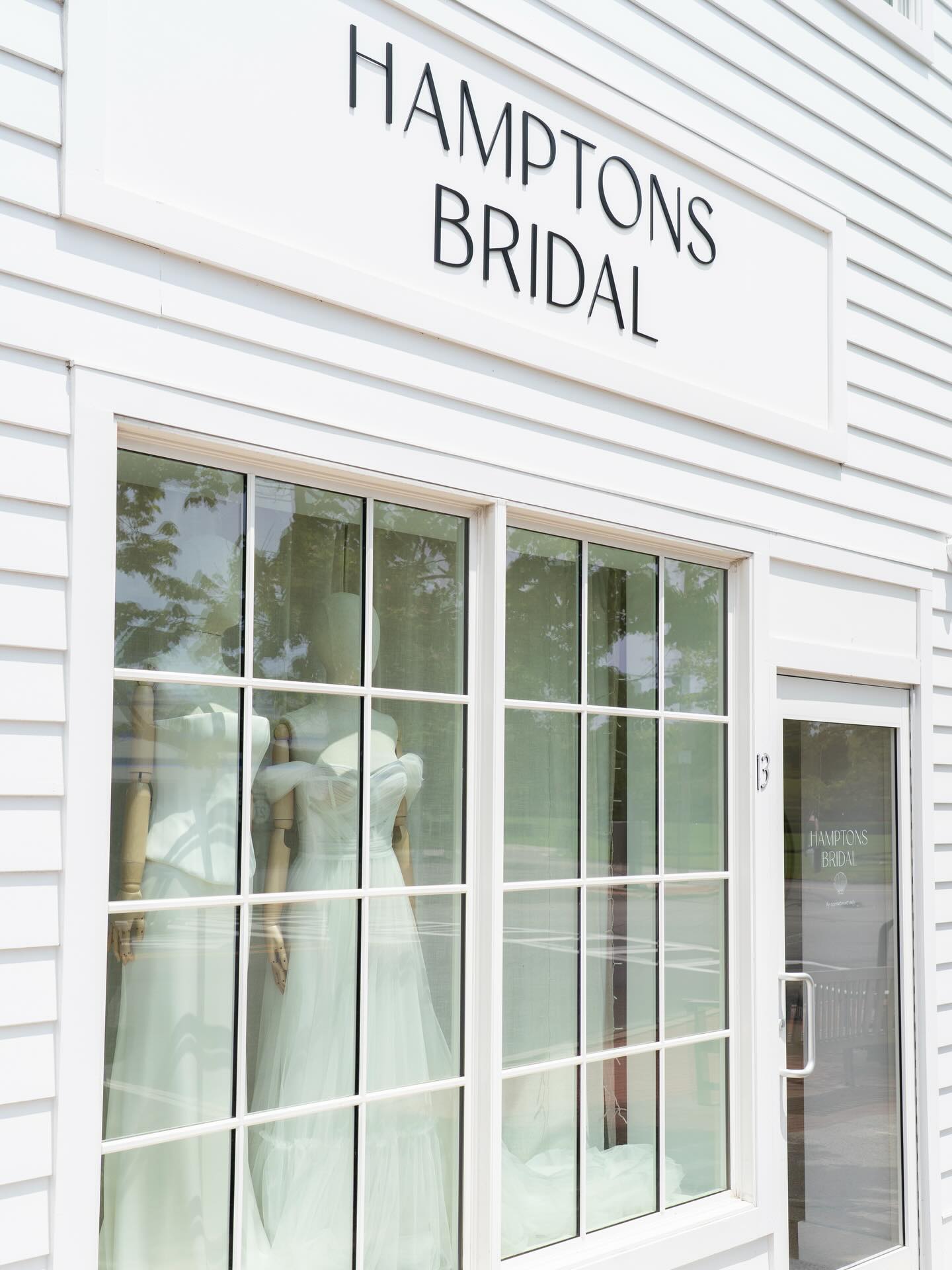 Hi 👋 from Southampton! Coming off a fun weekend of meeting new brides and sending our girls home with their gowns 🤍