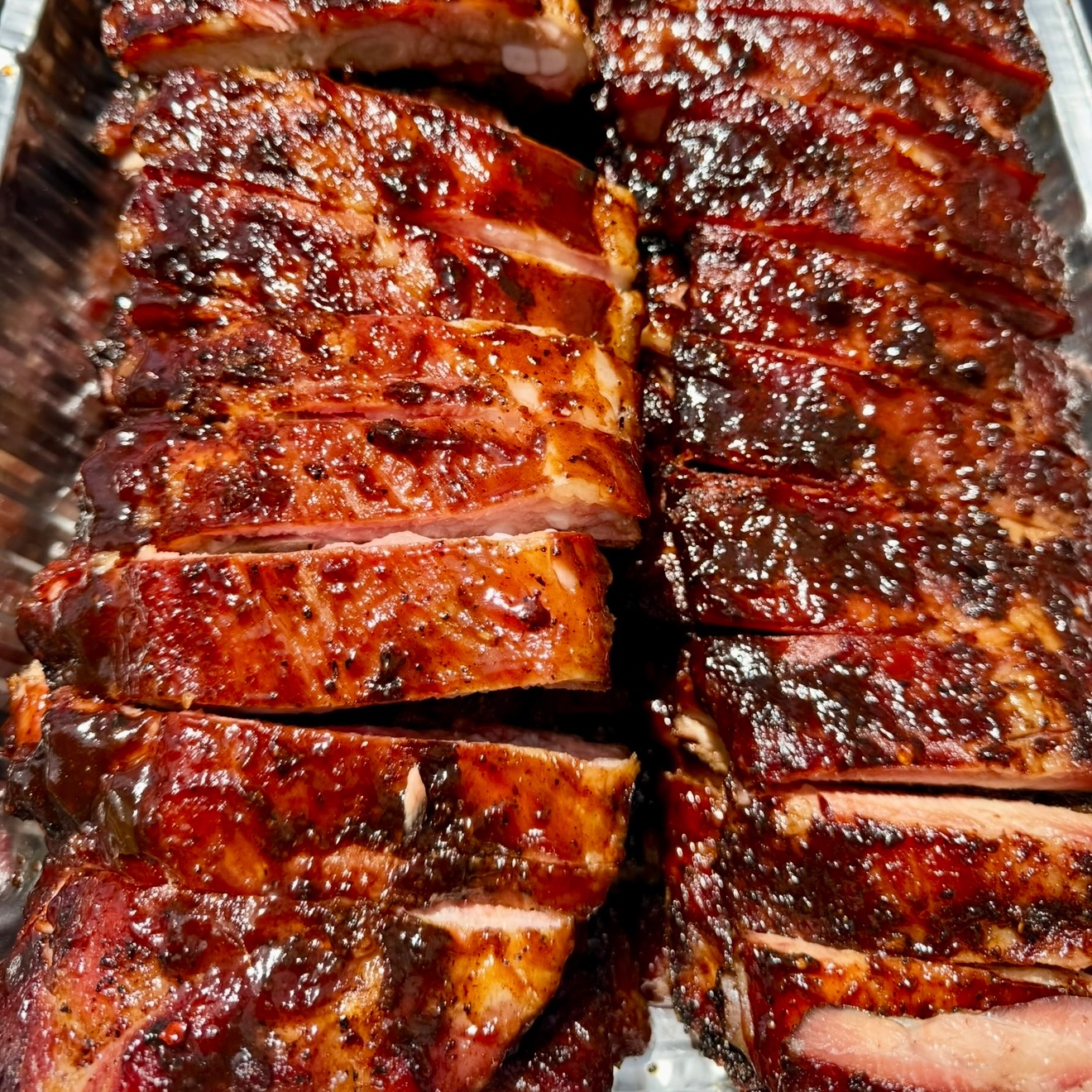 Smoked then finished on the grill with a new competition combo—building layers, chasing balance, and locking in that bite.
Early taste testers (aka the neighbors) gave it the nod of approval… so we’re onto something. 😂
Ribfest season is right around the corner and we’re getting ready. Always testing, always refining. Cheers mate!
#AussomMoments #TeamAussom #AussomEats #BBQlife