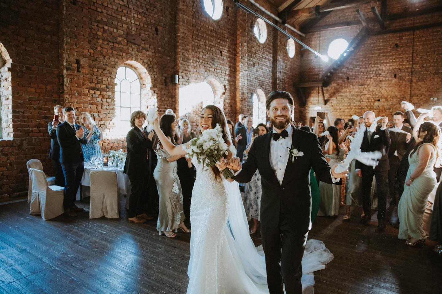 Let’s party!
Luxury Wedding Sthlm - by @kbstudiomedia