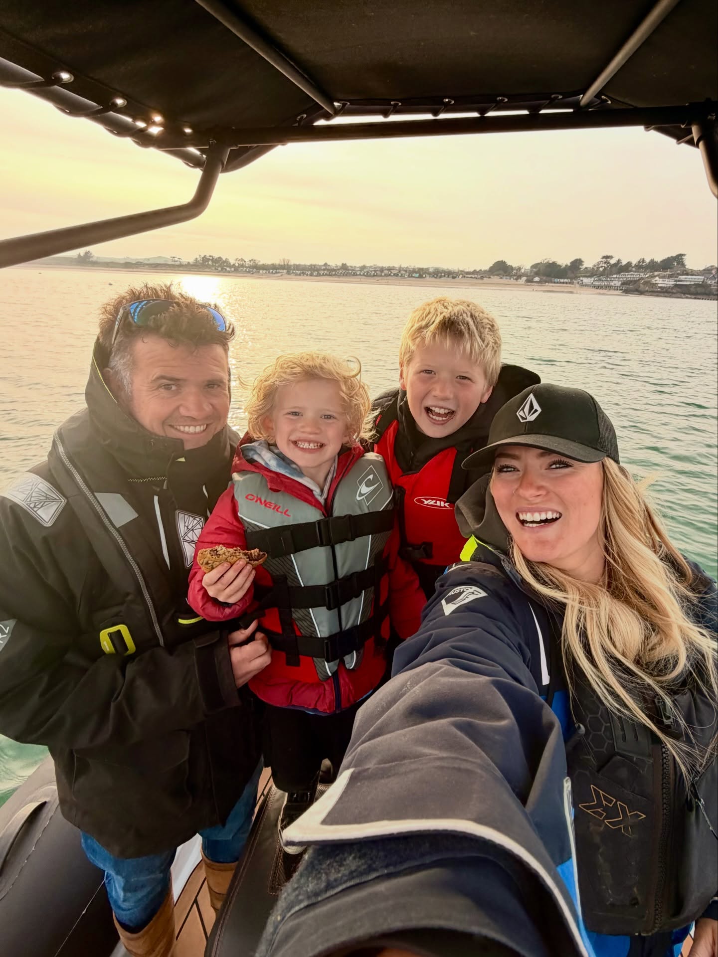 From the family behind Hydro we just want to say a massive ‘Thankyou’ to everyone who has supported us this Easter Holidays 🐣
It’s been a busy one with all kinds of weather challenges but with the understanding & help from our team & customers it’s been great 👍
We hope you’ve all had the best Easter eating lots of chocolate & enjoy next week if your still off 🤪
Bring on season 2026 💦
📸 The Hydro Family on an after school boating adventure with @two__islands cookies 😍
#abersochhydrotrainingandactivitycentre #abersoch #ryatrainingcentre #hydroabersochandpwllheli #easter