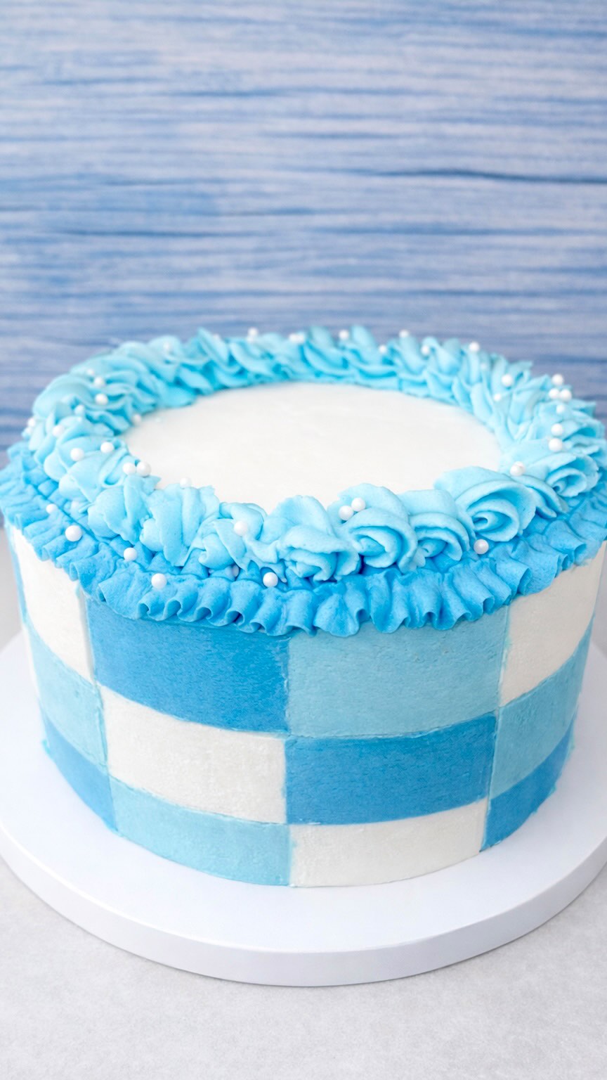 Marble cake but make it denim 💙✨
#lemoosbakery #denimanddesserts #marblecake #bakerylife #columbiasc