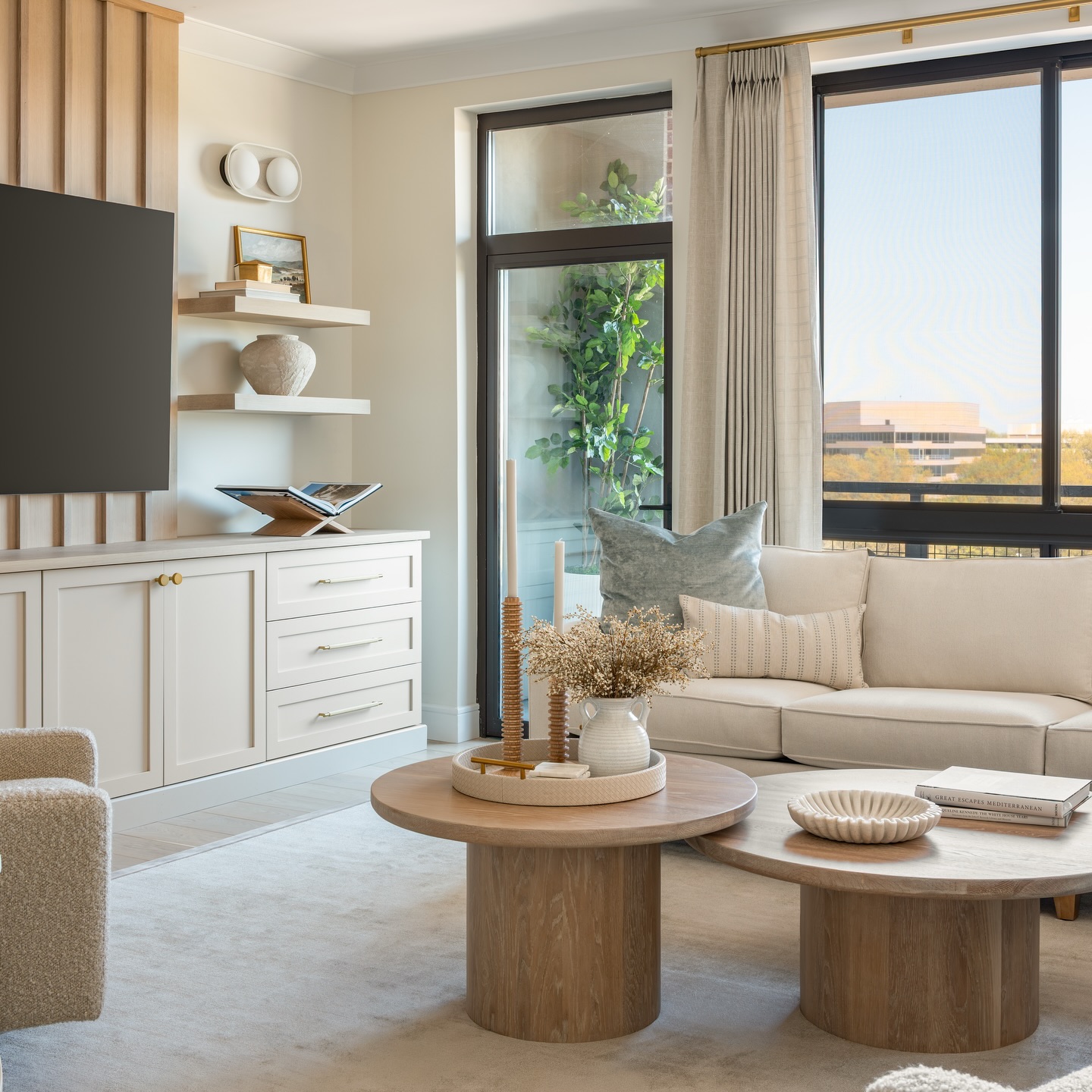 Downsizing doesn’t mean giving anything up—it means getting it right.
This Grandview apartment was designed for a couple stepping into a new chapter, where every piece has purpose and every detail supports how they actually live. We focused on clarity over clutter, comfort without heaviness, and storage that works quietly in the background.
The result feels calm, elevated, and easy to move through—exactly what this next phase should be.
#DownsizingDesign
Photo: Ryan Shapiro Photography
—
modern interior design, elevated family home, high-end renovation, collected living, quiet luxury, functional layout, earthy color palette, natural textures, layered design, calming spaces, timeless finishes, muted color palette, approachable luxury, neutral interiors, thoughtful design