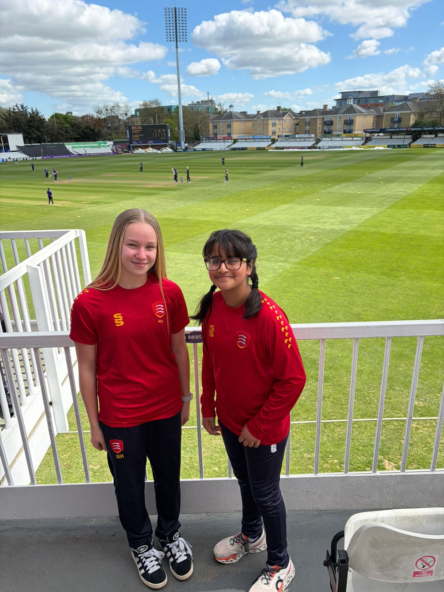 @hornchurch_athletic_cricket girls EEP and u13 players having a great day @essexwomencricket thanks to @essexgpathway
Nothing more powerful than watching the pros who were sat where you are now, not that long ago. 🏏