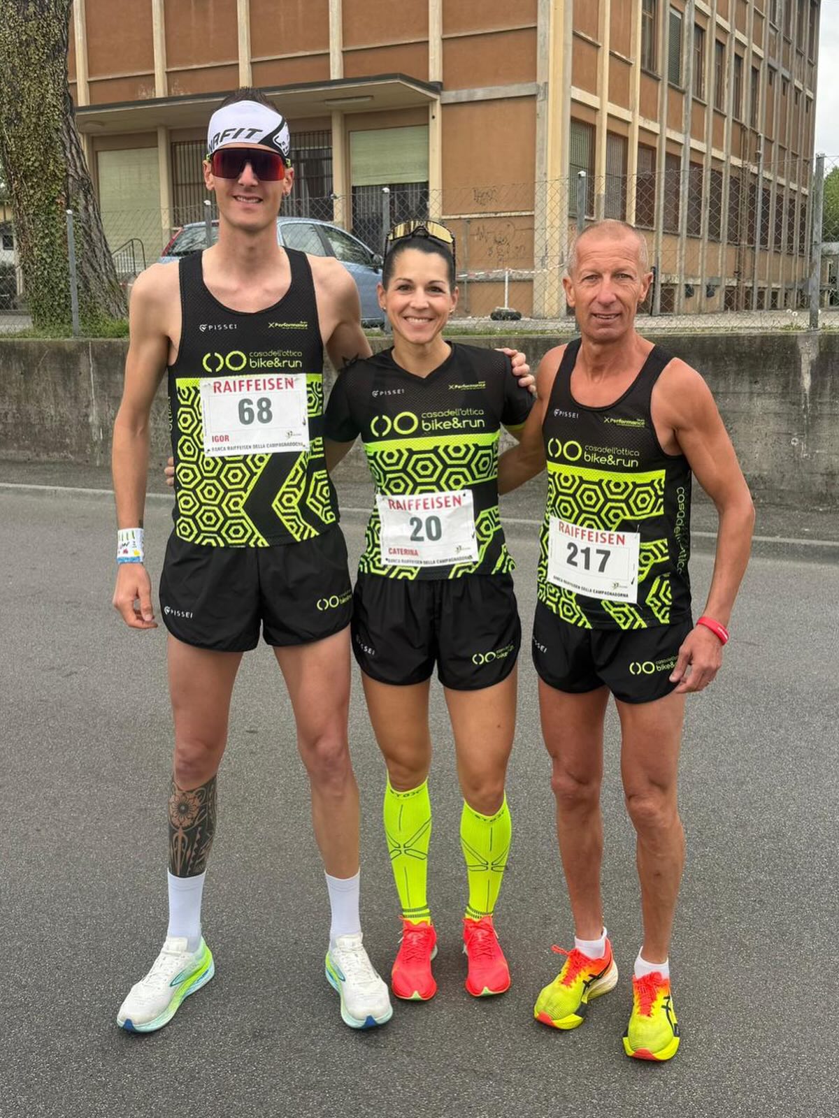 Corsa podistica di Stabio 🏃🏻♂️ 12.04.2026 🏃🏻♀️
Ottimi risultati per il team! 😎 @categianini si piazza al 4° posto di categoria 💥 Igor Stroppini conclude con un buon 6° posto 👏🏻 e @marco.oberti64 firma un bel 3° posto di categoria! 🔥
Complimenti a tutti! 💪🏻
@casadellottica_sa
@dynoptic
@lidlch
@farmaciasolduno.ch
@nikoneurope
@pissei
@noe_gianetti - pissei
@performancesport
@giuliani_sa
@parisfalegnameria
@AMIfiduciaria
@gh_design_officineghidoni
#corsapodisitcadistabio #cdobikerun #run #2026 #SportPassion