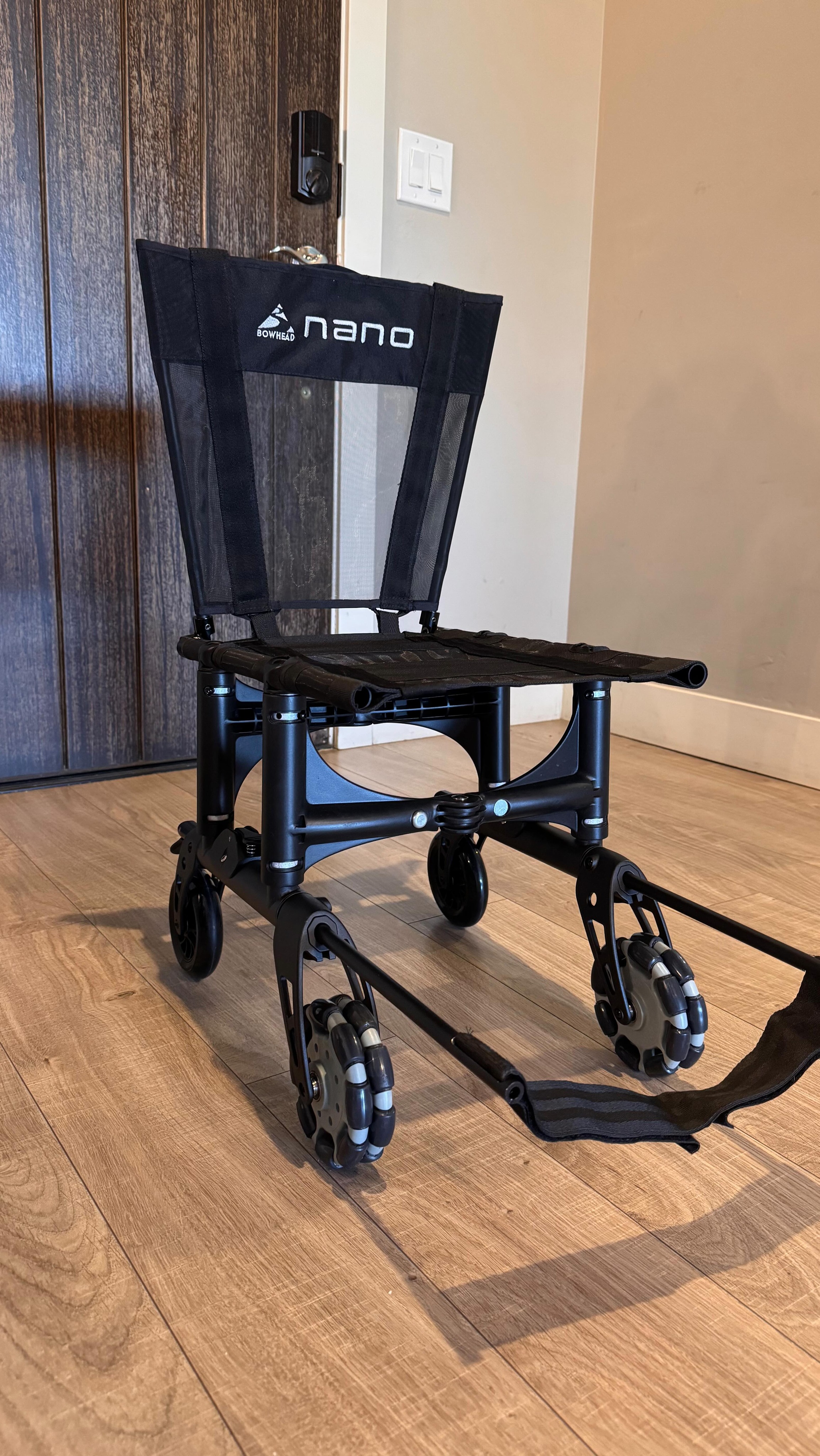 New level of independence unlocked.
Huge thank you to Bowhead Corp for sending me the Nano aisle chair ahead of my World Cup travel to Belgium and Italy.
For the first time, I’ll be able to get down the aisle of the plane on my own and that means everything.
As an athlete traveling internationally with Team USA, moments like this aren’t just about convenience… they’re about freedom, dignity, and focus when it matters most.
Next stop: World Cups 🇺🇸
Let’s get to work.
Rolling with my setup from Carbonbike USA on the Vento handbike and ready to represent.
#TeamUSA #Paracycling #BowheadCorp #CarbonbikeUSA #Independence AisleChair RoadToWorlds AdaptiveAthlete