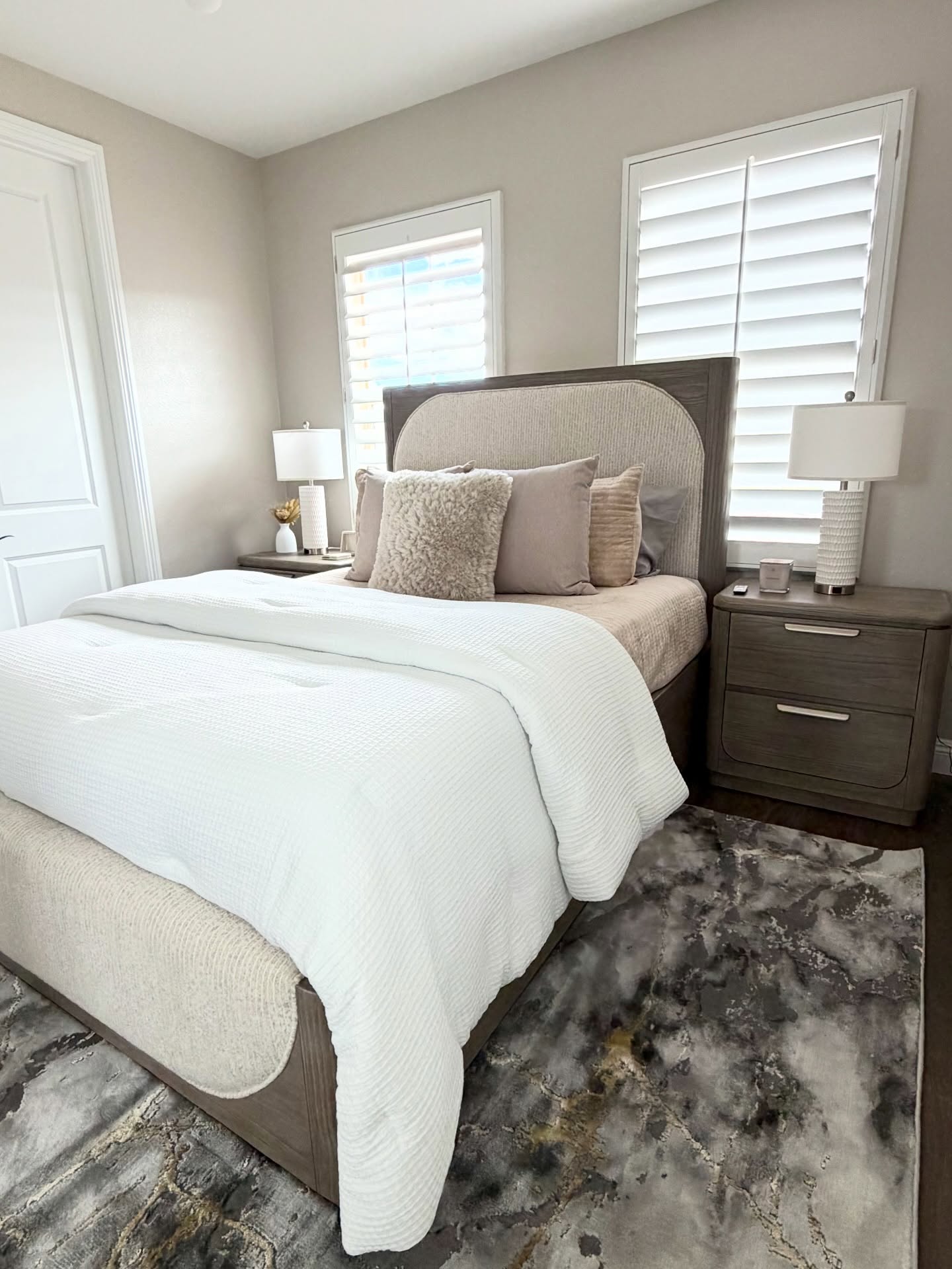 This client wanted a sophisticated glow up for his daughter’s bedroom :) Love how it turned out!