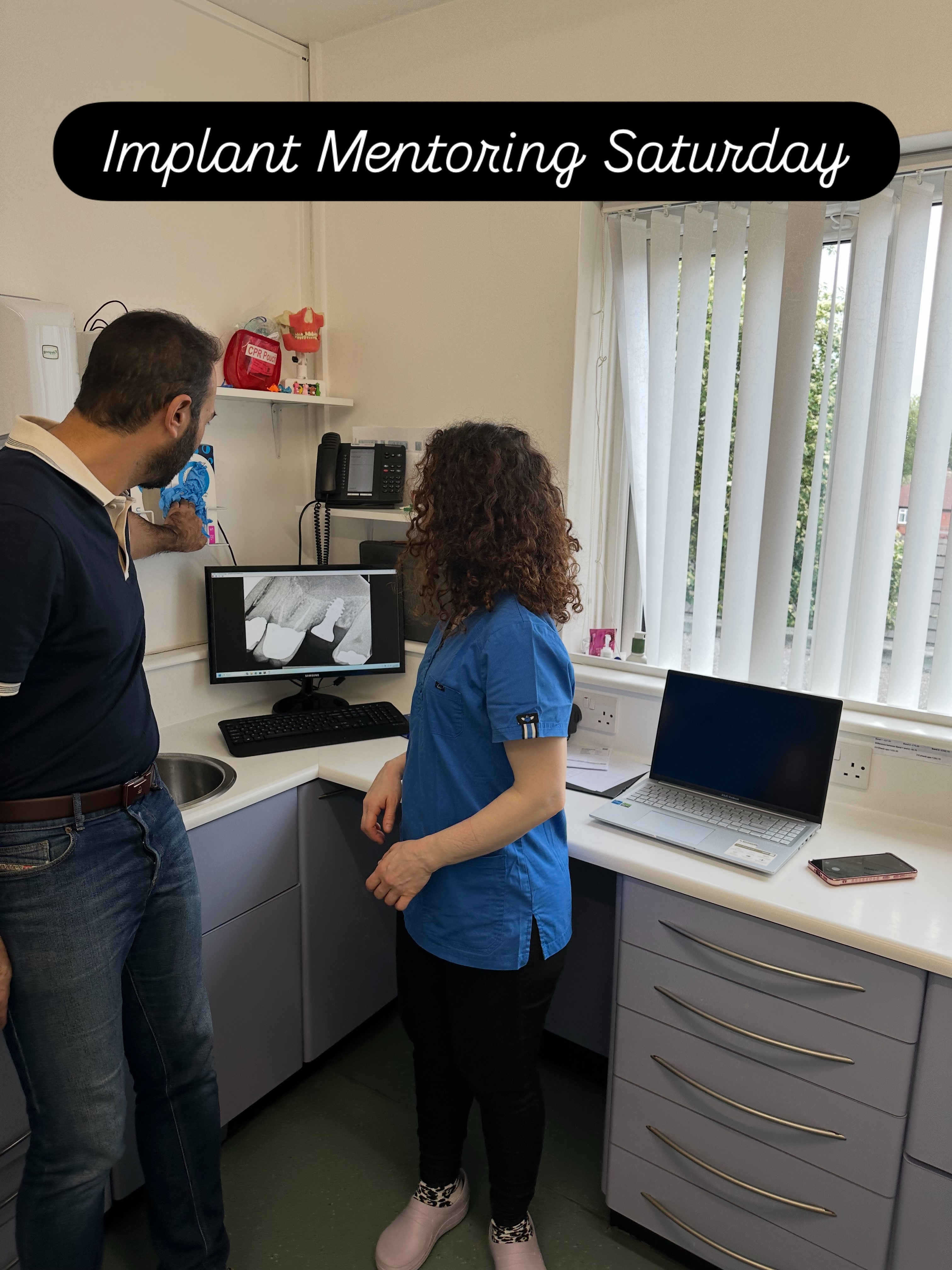 Saturday implant mentoring. Providing that vital extra support to get your implant dentistry off the ground. Great tricky UL7 placement carried out by the mentee isabel at mydentist sneyd green @mydentistuk #dentalimplants #implantmentor #dentalimplantmanchester #straumann #dentalimplantprestwich