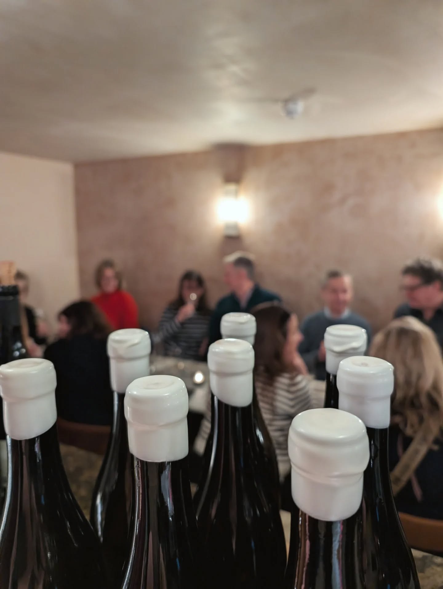 Next up... @fellows_rach is back with a Wine Tasting that's not to be missed.
Friday 1st May (the bank holiday weekend - hurrah!)
7pm
£50 per person, which includes 6 wines plus snacks.
This is going to be fun. Old World Vs New World, there is going to be some guessing going on to say the least...
Get in touch to book your seat, email us on info@juniperarundel.co.uk
@visitarundel @tarrantstreetindependents @discover_sussex @sussexstories @sussexbytheseaarun @experiencesussex #junipercafewinebar #juniperarundel #arundelwestsussex #arundeltown #winetastingarundel