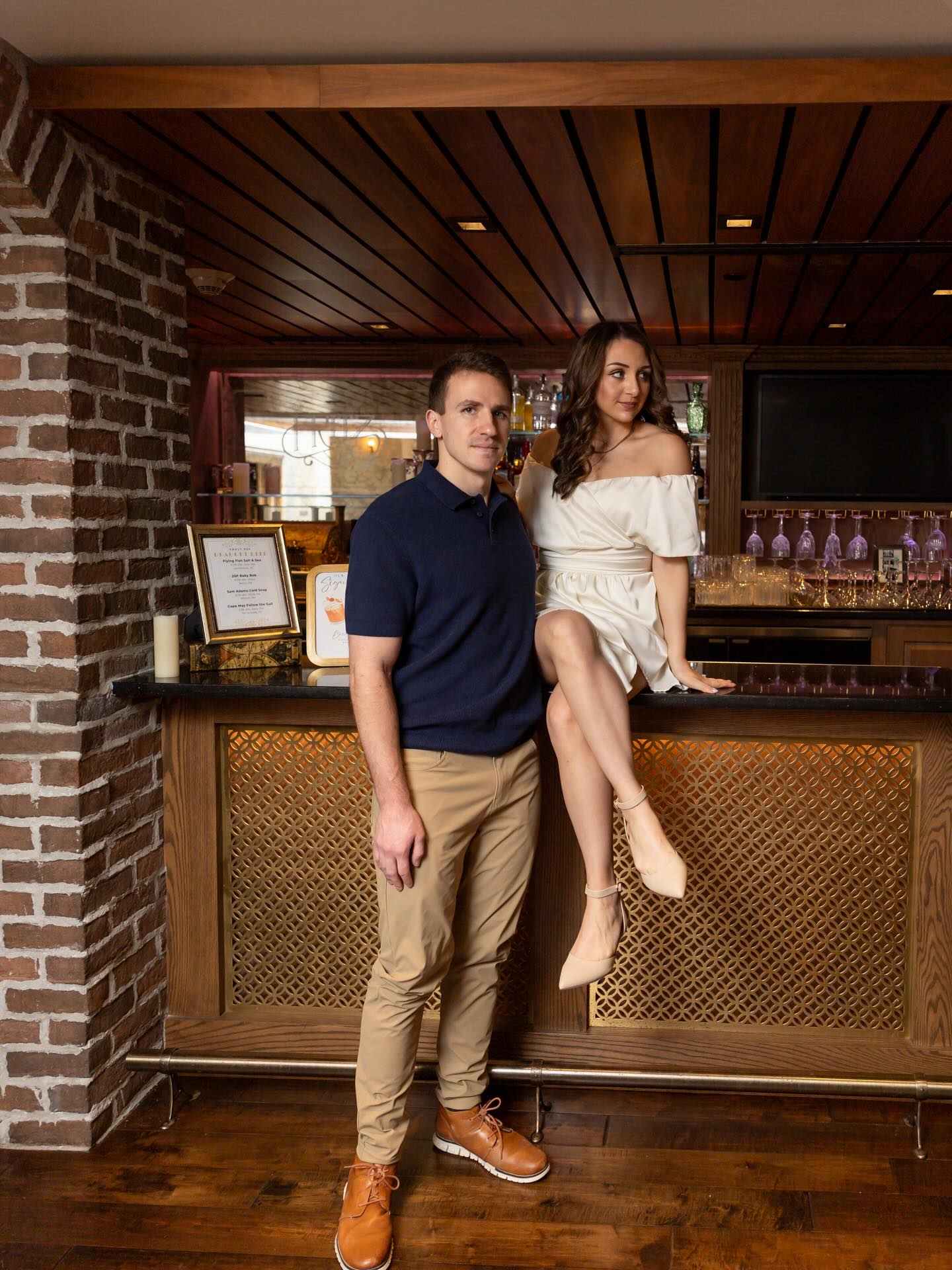 Stilll can’t get enough of this amazing engagement session @vault634 !!
All the grandeur, the speak easy and the romantic tucked away spots… just perfect for their wedding venue
And when there’s a bar … we must sit on it 😉
December can’t come soon enough 🤍🤍🤍
@marina_lobaido
#engagementsession #vault634weddings #paweddingphotographer #njweddingphotographer #cortneytorresweddingphotography
@canonusa