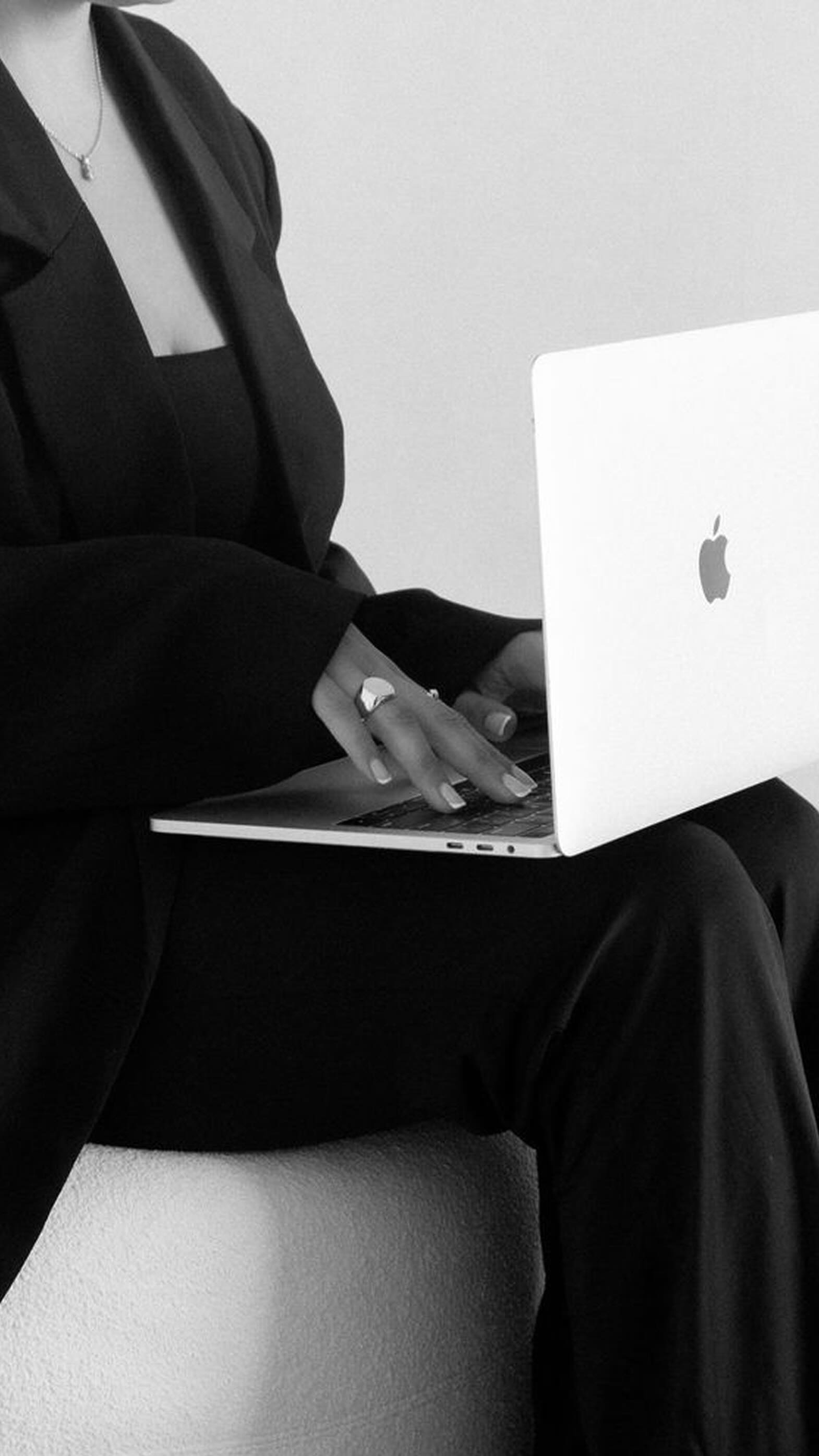 Creative isn’t a “nice to have” in your paid strategy anymore. It is the strategy.
The brands growing profitably right now aren’t winning on audience targeting. They’re winning on volume, variation, and structured creative testing.
Your ad account is only as strong as what you’re feeding it.