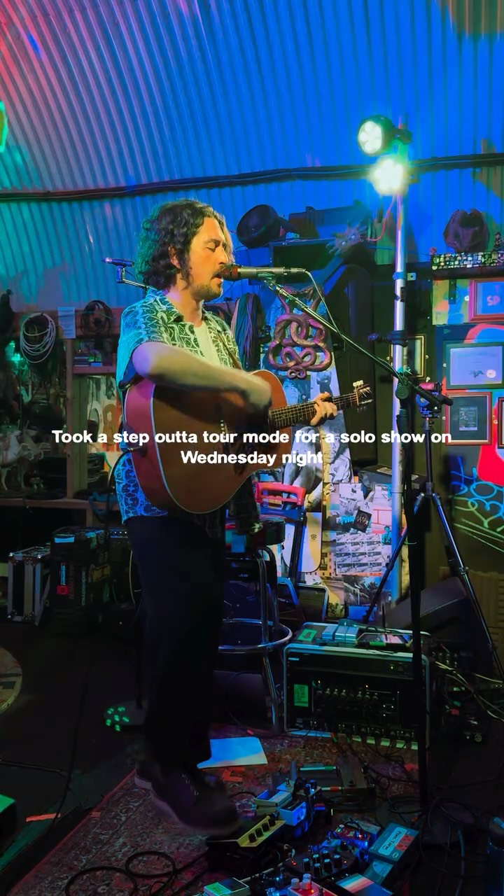 Getting to know you so well Chelmsford big thanks to @danowenmusic for having me play on Wednesday night 🤝 here’s a few moments x
#originalsong #acoustic #soulmusic #newsingle