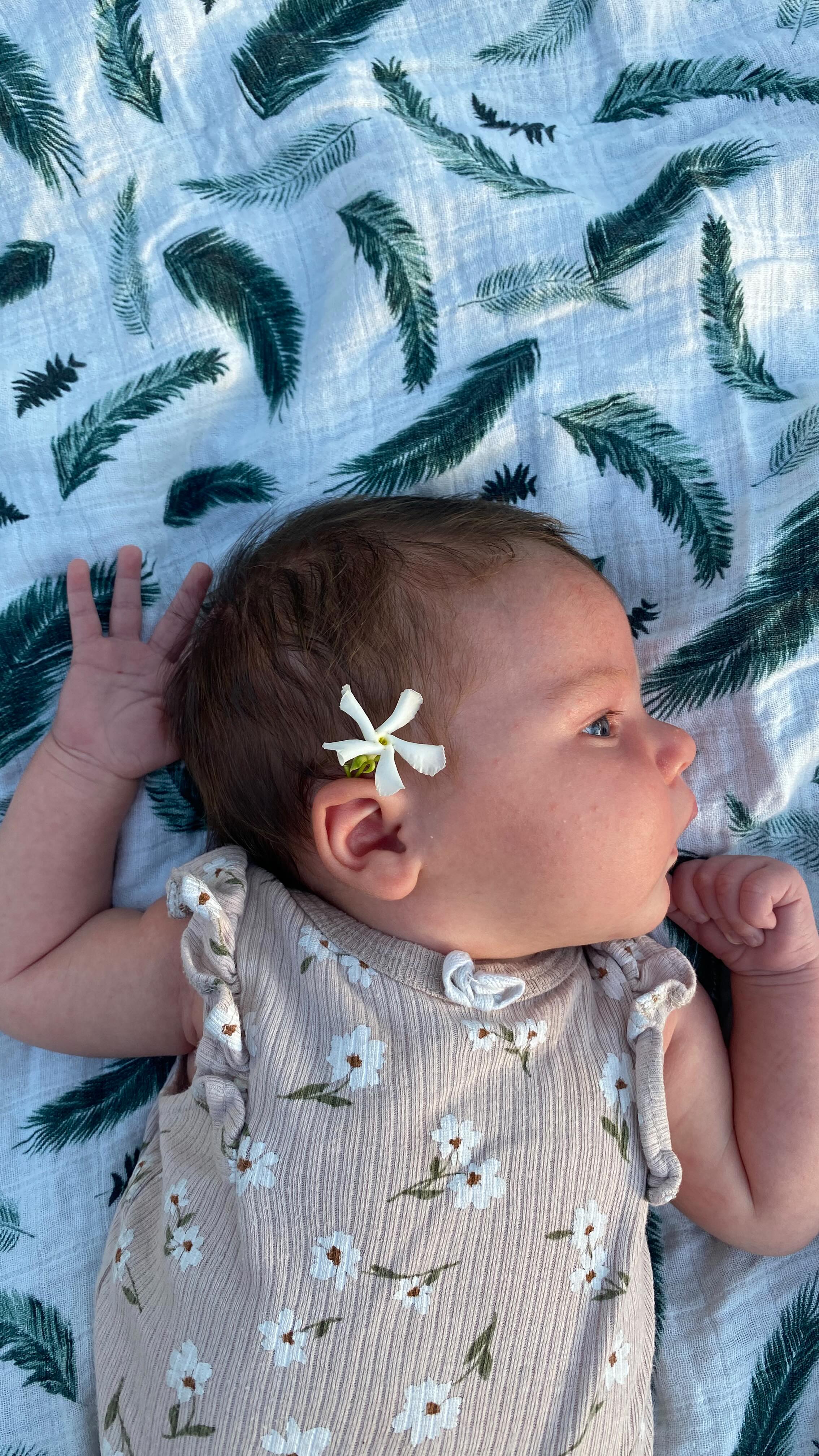 From inside the womb…you feel the tiny wiggles and wonder who they’ll be. Then here they are earthside and you can’t help but think….of course it was you.
•
You were never a stranger 🤍