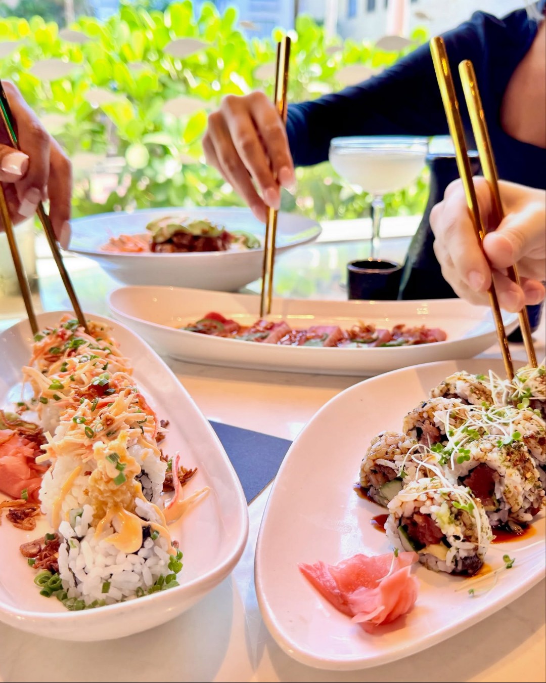 Hand-rolled, freshly prepared, and meant to be shared. Your next favorite sushi moment starts at Izzy's!