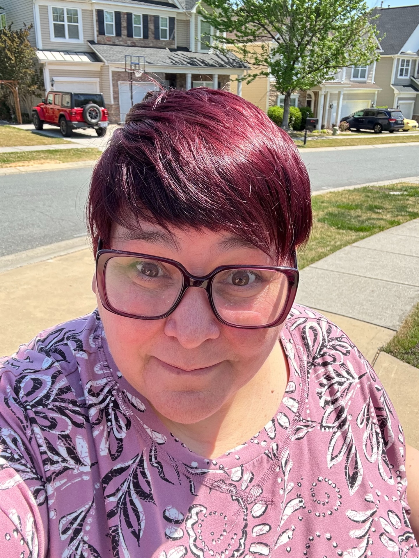 Beautiful day in the neighborhood ☀️🏡
Out and about, soaking it in.