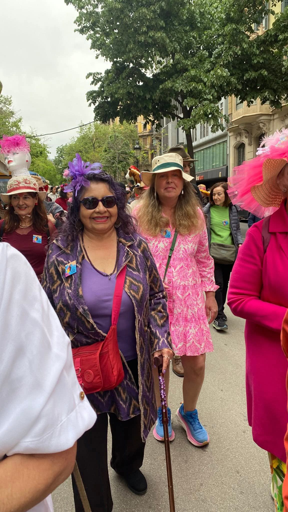 What an enjoyable experience strolling in Barcelona at this years 22nd Passejada amb Barret!
For quite a few years we’ve joined this lovely hat stroll event displaying our designs and joining thousands of others.
Another great reason we live here in BCN and another reason to join this amazing club of women!
#iwc_barcelona #iwcbarcelona #passejadaambbarret