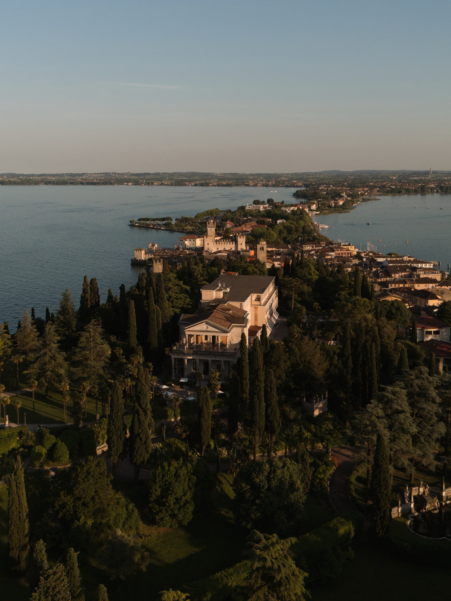 @villacortinepalacehotel ✨