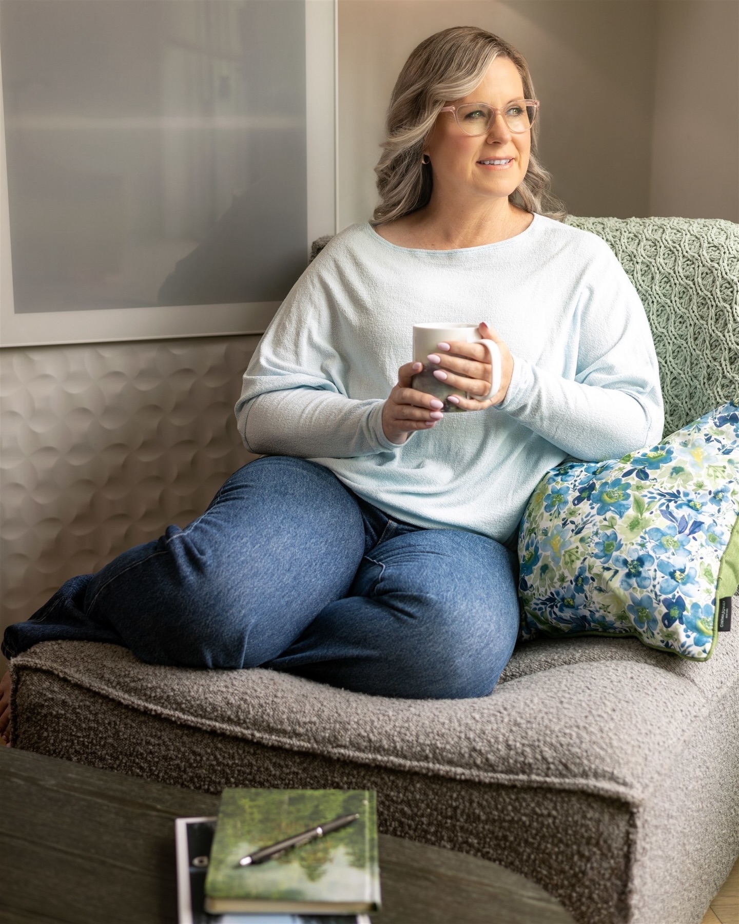 One of the most important parts of any portrait shoot with me happens before I ever pick up the camera.
Time spent getting to know you, how you work, who you support, and how you want to be seen.
Through my brand clarity questionnaire and planning process, we map out the tone, the setting, and the feeling you want your images to hold.
So when we step into your personal brand photography experience, you feel prepared, relaxed, and at ease, and nothing feels forced.
There’s already a level of understanding and trust, which is what allows moments like this to come through naturally.
You also receive your images in both colour and black + white — which do you prefer for this one?
Client: @gillianlgish of Elevation Counselling
Photography: @lindamackiecreative
Makeup + Hairstyling: @jenclarkmua
⸻
#lindamackiecreative #breathinglifeintoyourimage #personalbrandphotography #victoriabcphotographer #brandstorytelling @authentica.photo @headshots.matter @headshotsmatter.talent @westshorechamber @womenandwavesco @theeloquententrepreneur