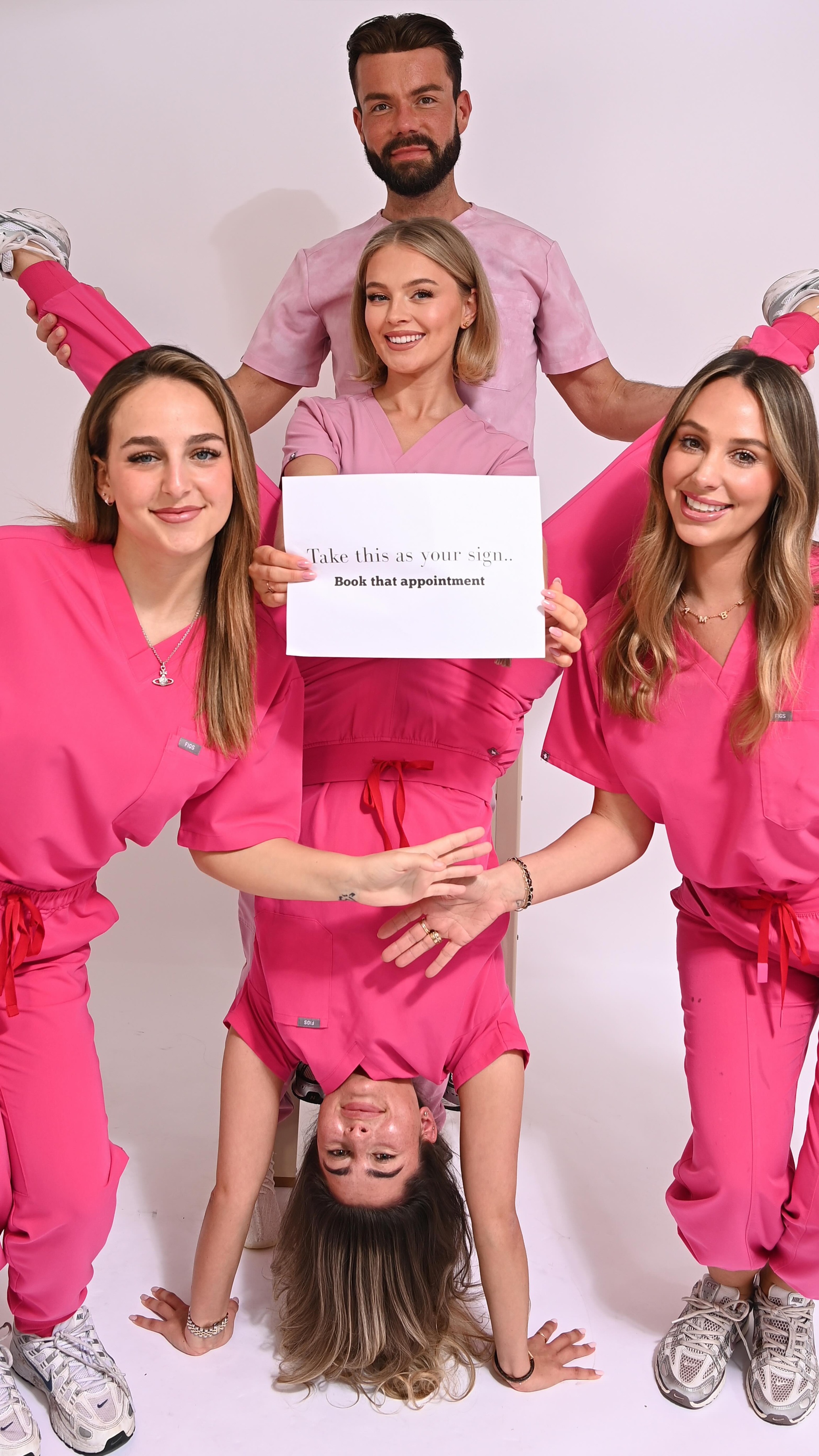 If you can’t do this… you definitely need us 🤭💖
This is THE SIGN 🪧 Book your appointment now 📆
(Also a moment for Billie’s flexibility)
#workplace #fyp #workplacehumor #funny #salon