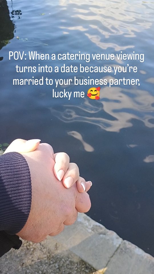 Work can be fun — it’s all about your point of view.
I chose to see today’s venue viewing as a date 🌹😁
A boat, just for us… can you blame me?
#CateringServices #kingstonuponthames