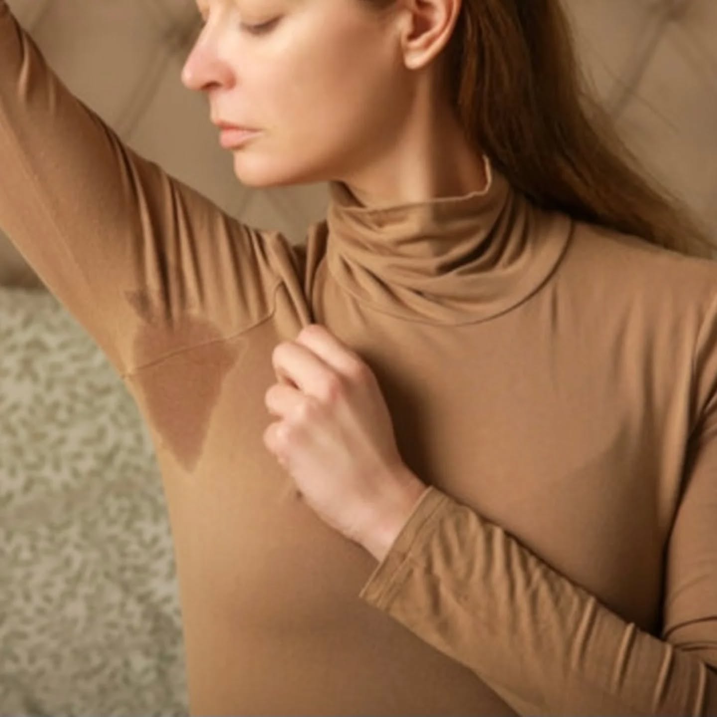 Ladies & Gents ...SWEATING THROUGH YOUR TOP BEFORE YOU’VE EVEN LEFT THE HOUSE?? 💦
With summer just around the corner, a lot of people think excessive underarm sweating is “just one of those things”… but it’s not.
It’s called HYPERHYDROSIS — and you don’t have to live with it.
What most people don’t realise is that this can be treated quickly, effectively, and in many cases permanently.
Using advanced radio frequency microneedling, we can target the sweat glands directly: ✨ Minimal downtime
✨ Safe & precise
✨ Long-lasting results
Most clients only need 1–3 sessions to dramatically reduce — or completely stop — underarm sweating.
Imagine:
✔ No more outfit changes
✔ No more embarrassment
✔ No more planning your day around sweat
Confidence, comfort, and control — all in just a few treatments.
So… what are you waiting for?
📲 Book your appointment now and be ready for summer.
#Hyperhidrosis #ExcessiveSweating #RFMicroneedling #AestheticClinic #SummerReady ConfidenceBoost BeautyTreatments UnderarmCare