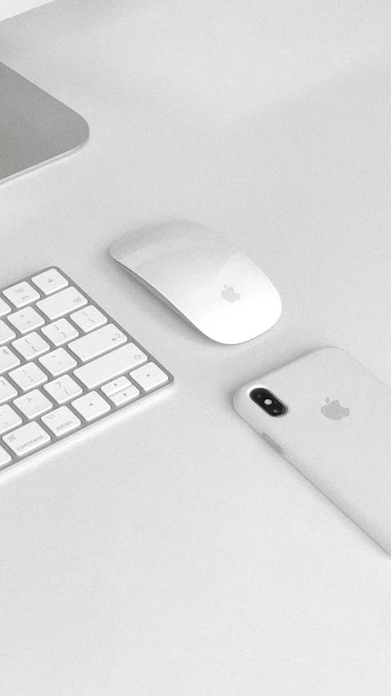 Watch how we created this fun carousel animation for @browladymicroblading 🔥🔥
#canvadesign #canvatutorial #carouseldesigns #socialmediamanagement #socialmediatrends