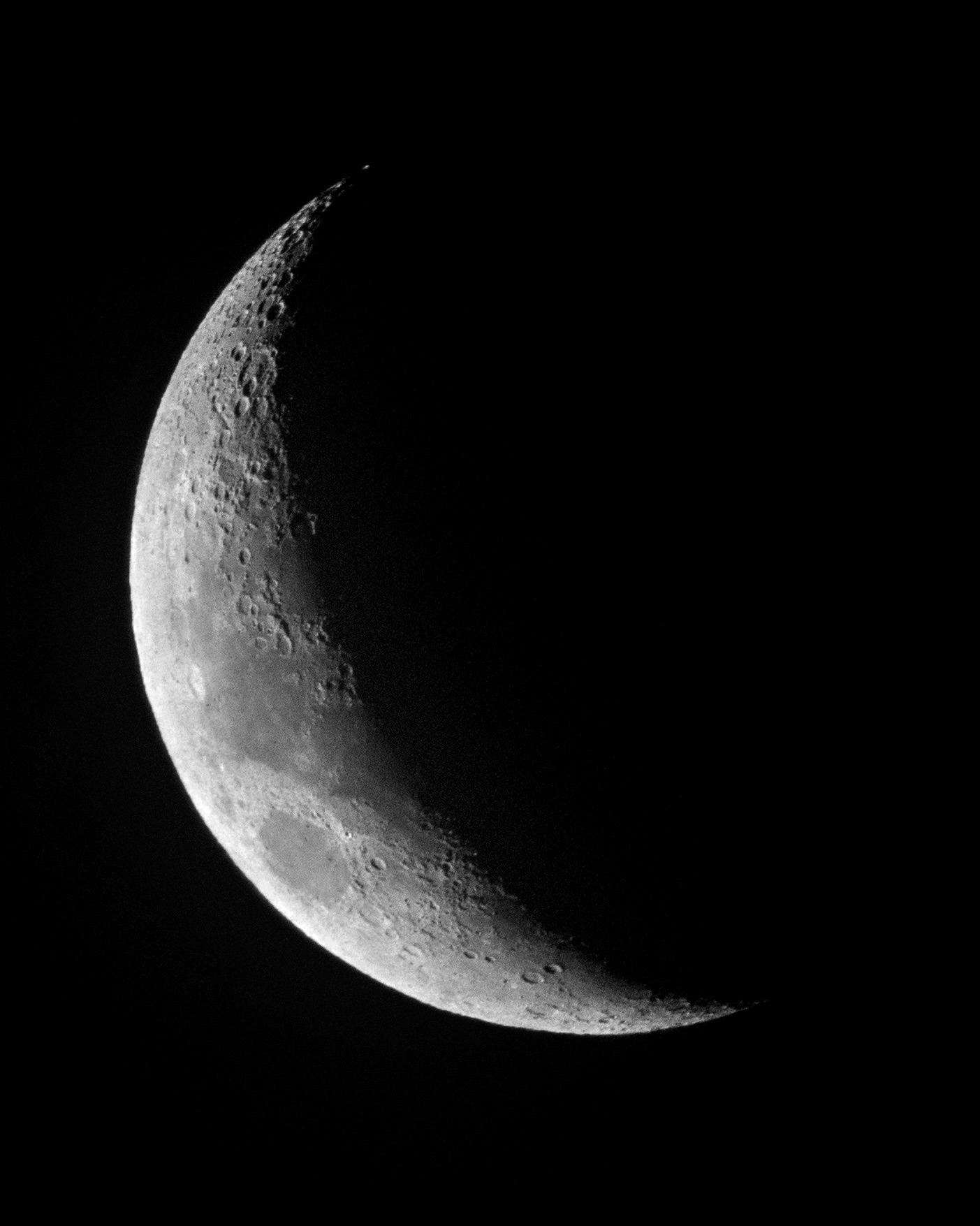 I laboratori e le attività didattiche di Orbita continuano all’interno dell’Osservatorio Cassini...
Nel laboratorio lunare, la ricostruzione del cratere Cassini diventa un punto di partenza per osservare, capire e immaginare: un omaggio al nostro astronomo concittadino e un modo per avvicinarsi alla formazione dei crateri lunari, tra scienza e scoperta.
#astronomia #didattica #luna #cassini #scienceeducation