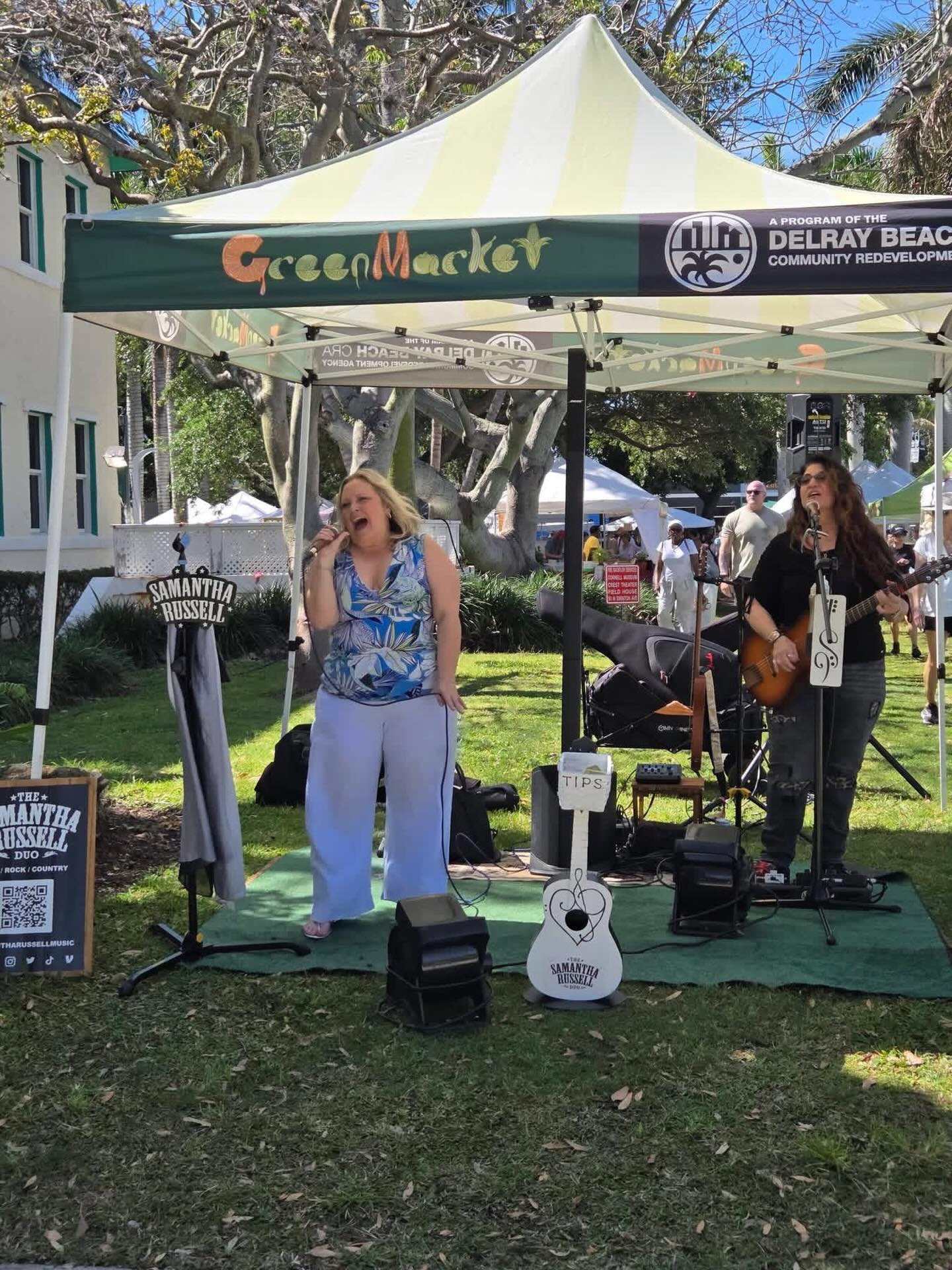 Sunshine, music, and all of YOU… what a morning at the Delray Beach GreenMarket 💚🎶
Huge THANK YOU to everyone who came out and spent your Saturday with us—you made it feel extra special. We’re so grateful for the love, the energy, and the familiar faces in the crowd.
Extra love to our friends and fans who showed up strong (you know who you are!)—and a special shoutout to Cindy for bringing that big smile and support!
Big thank you to Lori for having us and to all the incredible vendors who make the market such a vibe every week—we love being part of it.
Until next time…
❤️ Samantha Russell Duo