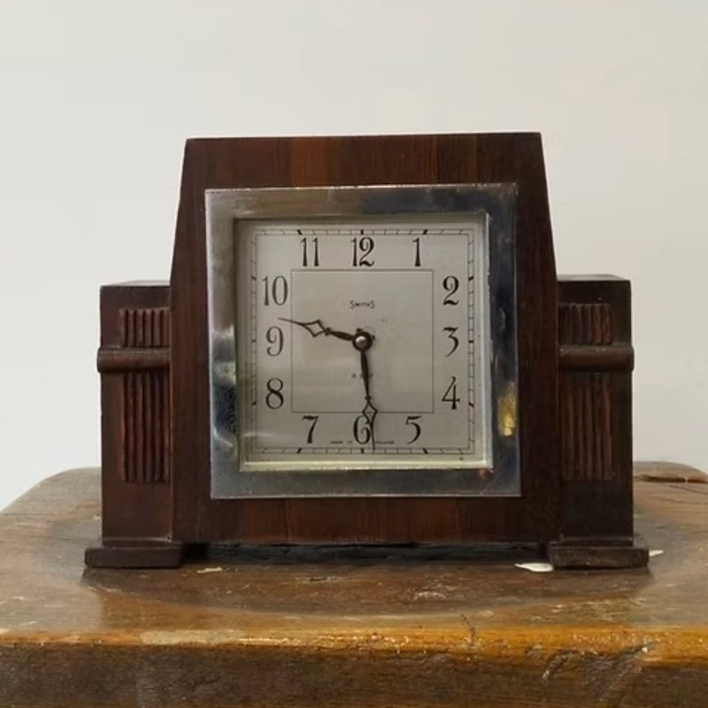 Vintage Smiths 8 Day Mantel Clock – Art Deco oak Wooden Mantel Clock Made in Eng | https://share.google/tSuYdk57zlT9QSBUZ #stufftoyouandme
