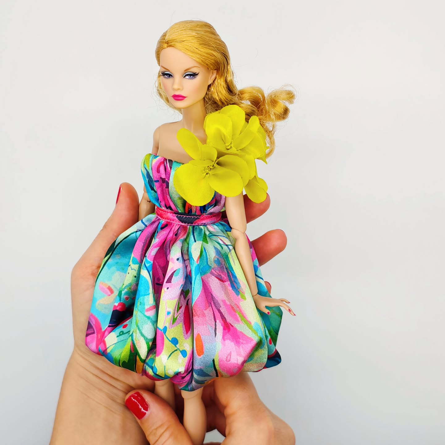 These days I think the real question in collecting isn’t what we love, but how we hold it.
Two people can own the same doll, the same “grail,” the same shelf of favourites - and their hearts can be in completely different places.
For one person, it’s joy, creativity, play.
For another, it becomes pressure, longing, or a tiny throne they never meant to build.
And the outside looks identical, but the heart posture isn’t.
That’s the part I keep coming back to.
Because God isn’t threatened by beauty or creativity or collecting - He’s the one who gives us talents and the desire to make lovely things.
He just cares about where our devotion rests, and what we allow to sit in the centre.
And honestly, checking my heart posture brings so much clarity.
If that resonates with you too, then we’re on the same wavelength today.
#gtGdollwear #gingergilroy #itdoll #barbiecollection #graildoll