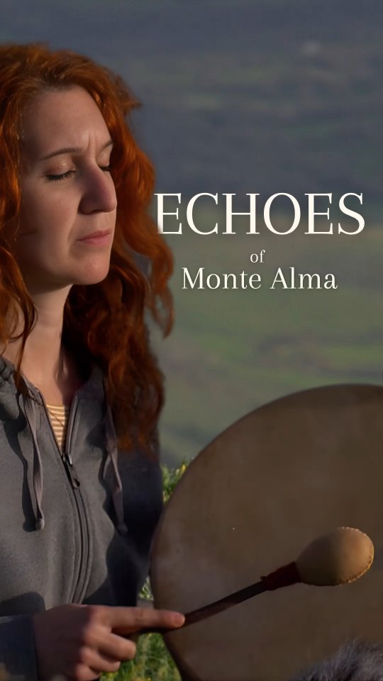 Recorded on Monte Alma in Sardinia, this sound bath combines crystal singing bowls with the deep, steady rhythm of a shamanic drum.
Goes deeper than you think.
Not music.
Vibration.
Thank you @identita_danimo for this experience
#shamanicdrum #soundbath #shamanichealing #crystalbowls #naturefrequency