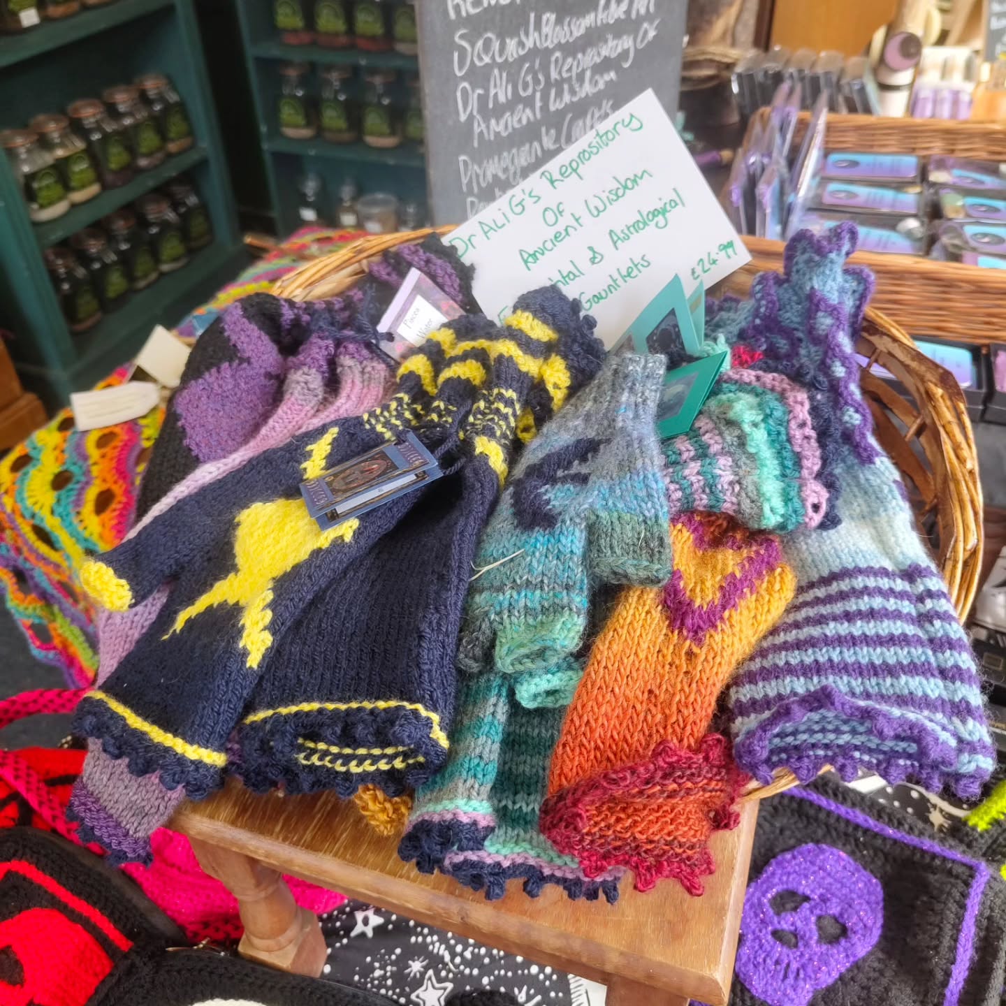 Good morning Wytches, it's Wednesday, which means it's time for another Wytch and Stitch!
Come and join Erika of @squashblossomfibreart and our great group of crafter's!
Look at the lush crochet items we have in the shop, come learn a new skill or learn how to weave more Magick into your creations!
No skill level needed, and if you don't have hooks and yarn pop round to @thebrightstitch and check out their beautiful range of products!!
See you all soon
Stars at 12 and finishes at 3pm
Blessings of the Land Sea and the Sky ❤️❤️❤️❤️