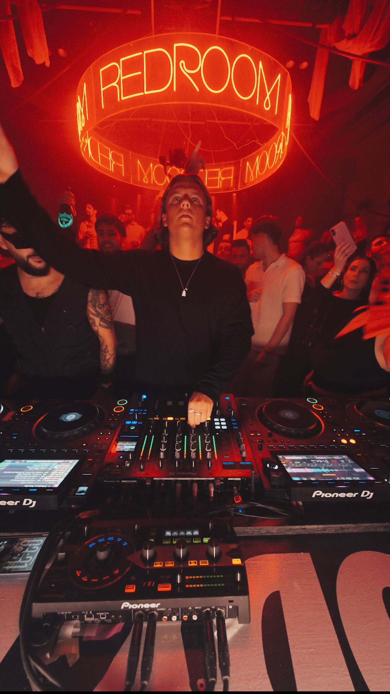 And get now your ticket. 🎫