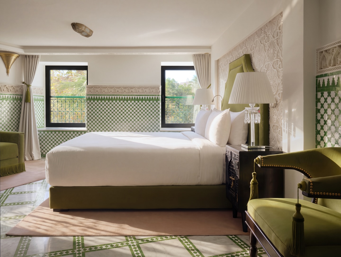 Introducing our Yara Suite 💚
A sanctuary wrapped in emerald light and quiet luxury
📸: @omartajmouati.photography
#palaisdefes #luxuryhotels #morocco