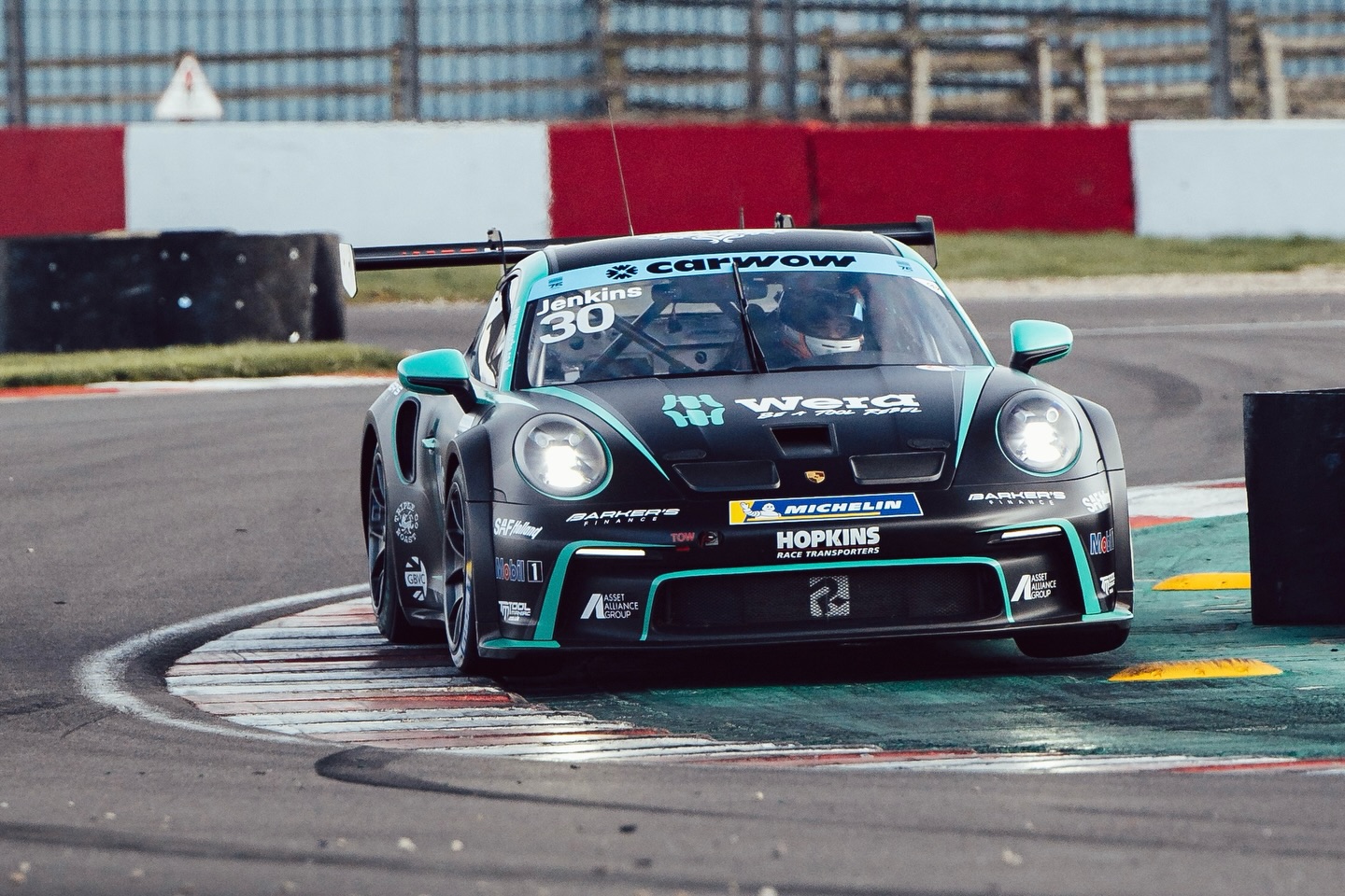 It’s finally race week 🏁
We’re really excited to get started at Donington Park and make all the hard work over the winter count 👊
#willjenkinsracing #carreracupgb #motorsport #btcc @porscheraces_gb @carwow @allianceraceuk @weratoolsuk @weramotorsport @teamparkerracing @hopkinsracetransporters @asset_alliancegroup @reefertrailercentre @safholland_uk @thegreengroupuk @wstransportation @toolmaniacuk #weraallianceacademy