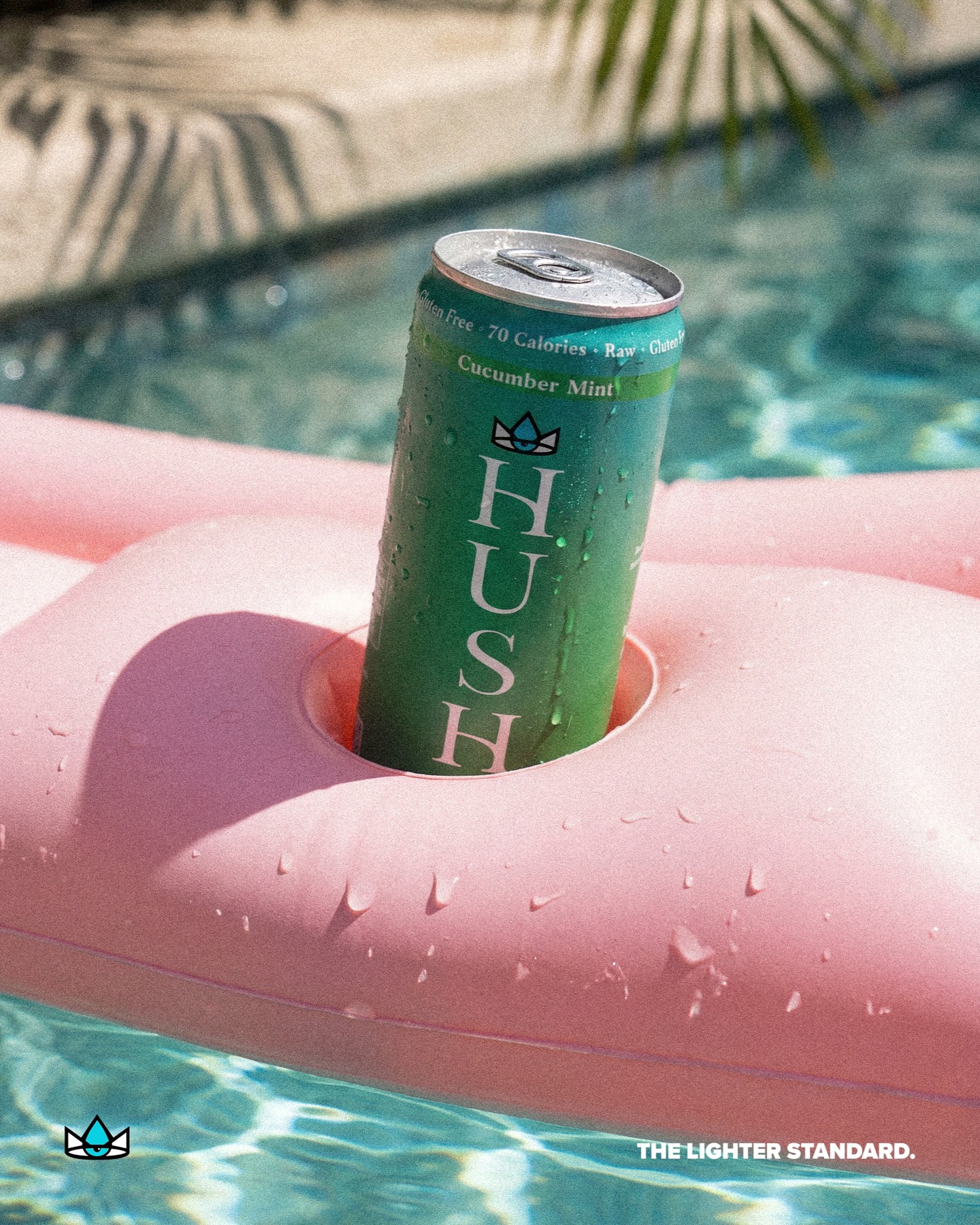 Most weekend drinks ruin a week of strict discipline.
We built Hush Aqua for those who actually care about their intake. At exactly 70 calories and zero sugar, it is the lowest calorie seltzer available. You get a premium vodka pour without compromising your physical goals, ruining your macros, or feeling weighed down the next day.
Keep your routine sharp and your glass full.