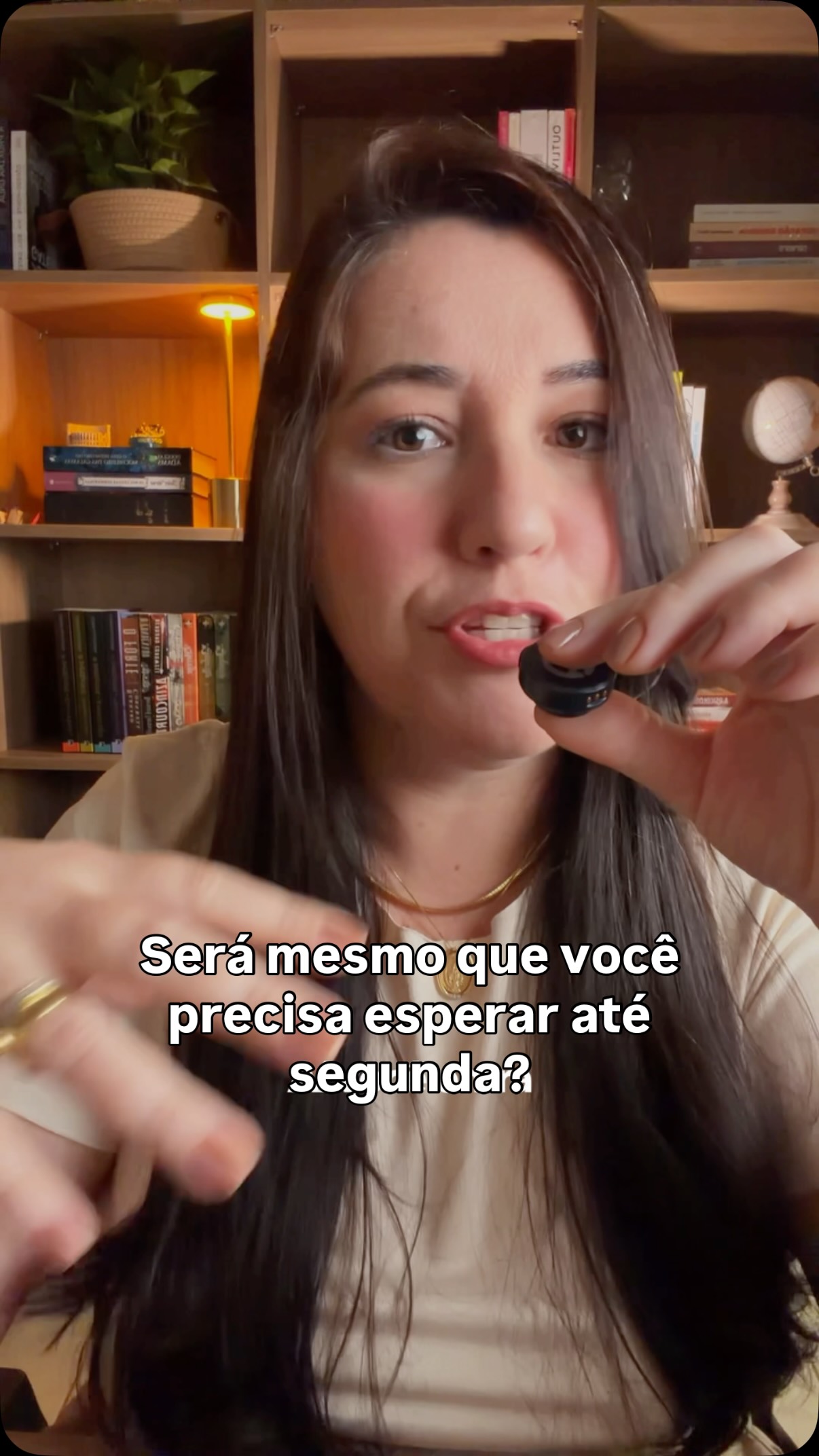 Você não precisa de uma segunda-feira perfeita.
Sabe porquê? O dia ideal que você tanto espera quase nunca chega. Mas o mínimo que você escolhe fazer em qualquer dia da semana já muda o padrão.
Salva pra lembrar disso.