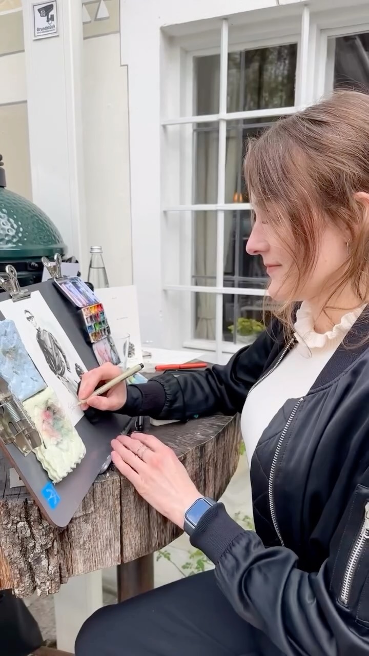Live drawing at the launch of the new BBQ 💚🖤 The Onyx 🖤💚 @biggreenegg @asam.schloessl.munich