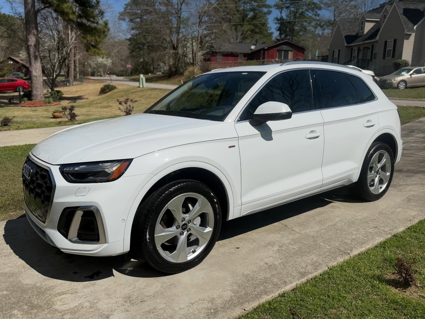 Audi Q5 biweekly service.
Thanks for your continued support.
*📅 APPOINTMENT ONLY‼️
www.jcsmobiledetailingllc.com
📱 Call or text (803) 542-1442
#MobileDetailing SCDetailers CarolinaDetailers #Wax Shampoo #PaintCorrection #CeramicCoating InteriorDetailing #HeadlightRestoration ColumbiaSC ElginSC LexingtonSC WestColumbiaSC BlythewoodSC IrmoSC CayceSC LugoffSC LakeMurraySC FortJackson