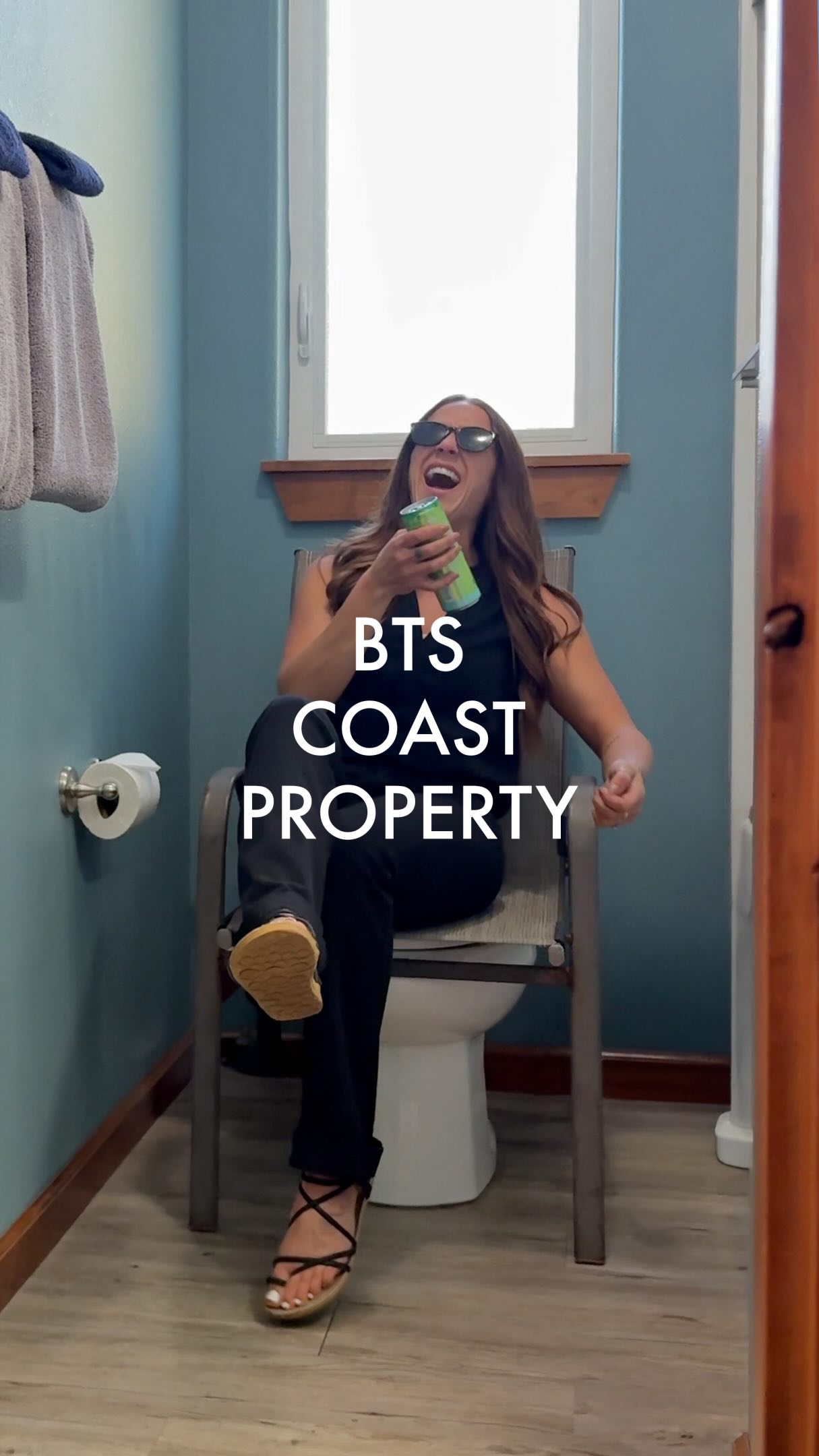 Behind the scenes at my recent photoshoot in Oregon with @yourrealtorshae! We had way too much fun filming these videos. Enjoy the ride as I retell the story of that day. Shout out to my amazing wife Sierra for filming the BTS footage! 😄
#realestate #oregon