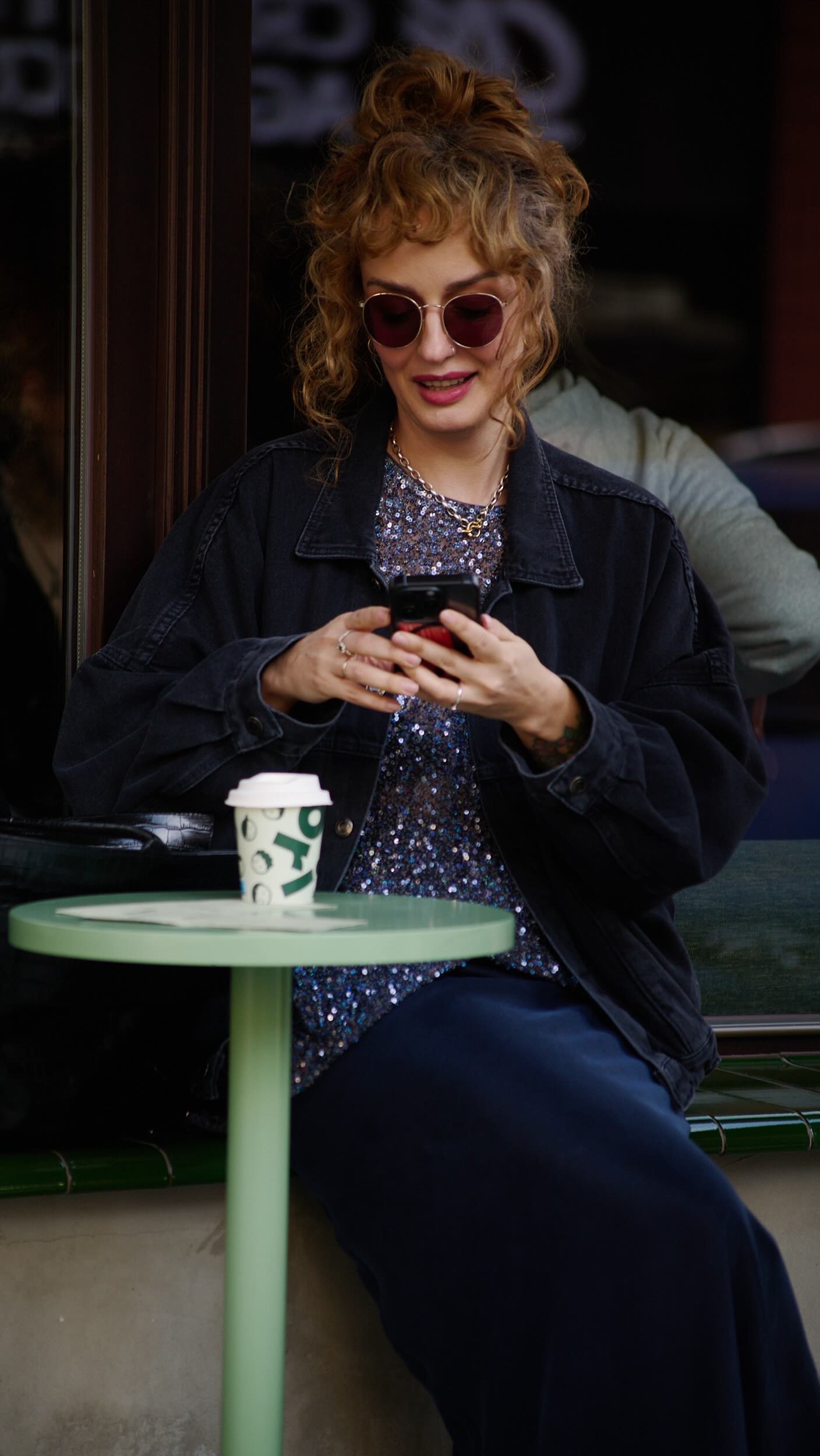 Byłyście kiedyś w Łodzi? Jeśli nie, to mamy coś dla Was! Marta zabiera nas na szybki spacer po swoich ulubionych miejscówkach i opowiada o pasji do kw