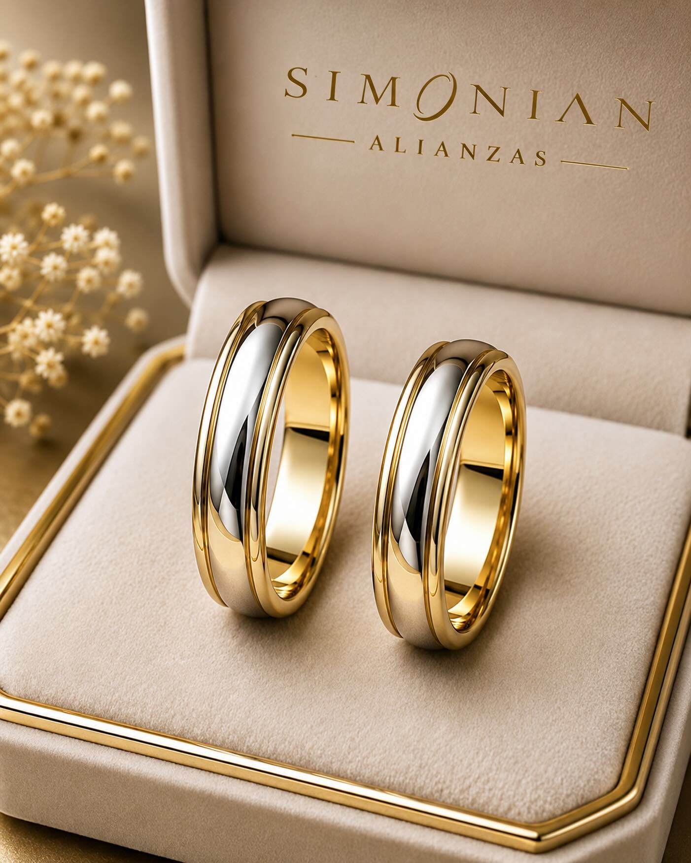 🏜️✨ALIANZAS SAHARA ✨🏜️
Centro Oro Blanco + Base y Bordes Oro Amarillo.
Todo Bombé. Fabricado enteramente en Oro 18k.
Uno de nuestros modelos más populares ✨
Déjanos un ♥️ en comentarios si te gustan y te enviamos la info !👇♥️
Diseñador y Orfebre: @benjaminsimonian
#oro18k #alianzasdebodas #weddingrings #boda #casamiento