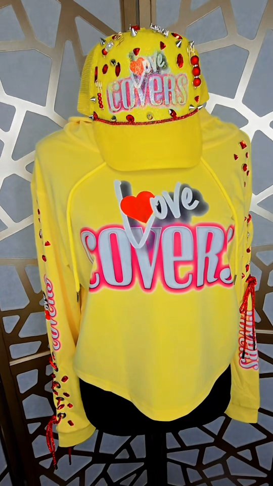 This is Chicago Hoodie Ball CERTERFIED❗️💪✨️💯
#Chicago #myblockmyhoodmycity
#customhoodie #HoodieBall #afterschoolmatters