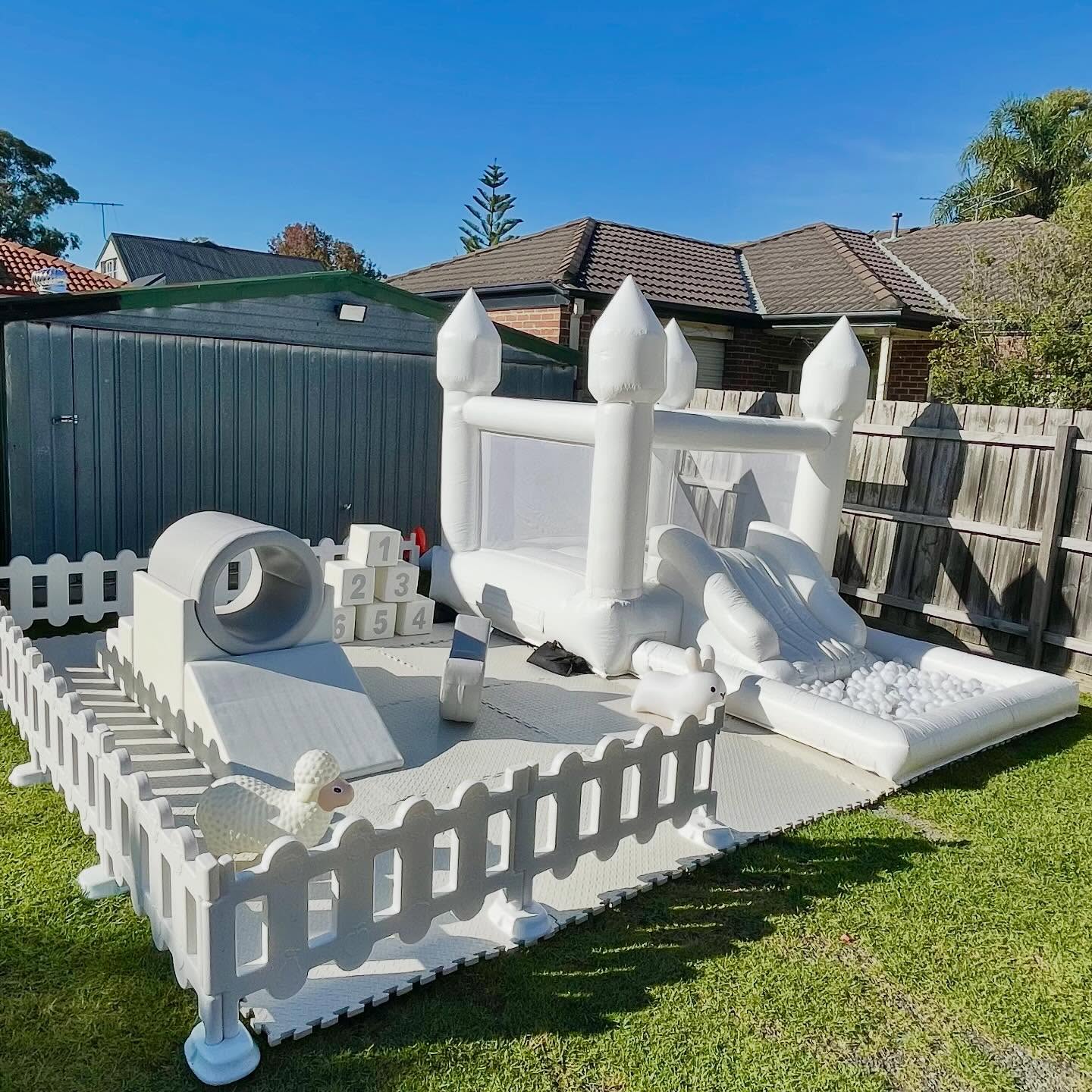 Our Sunshine Shenanigans Package ๐คโ๏ธ
Enquire Now!
๐ Servicing Melbourne & Victoria wide
๐ผ www.sunnyplayevents.com.au
๐ผ Customisable Packages