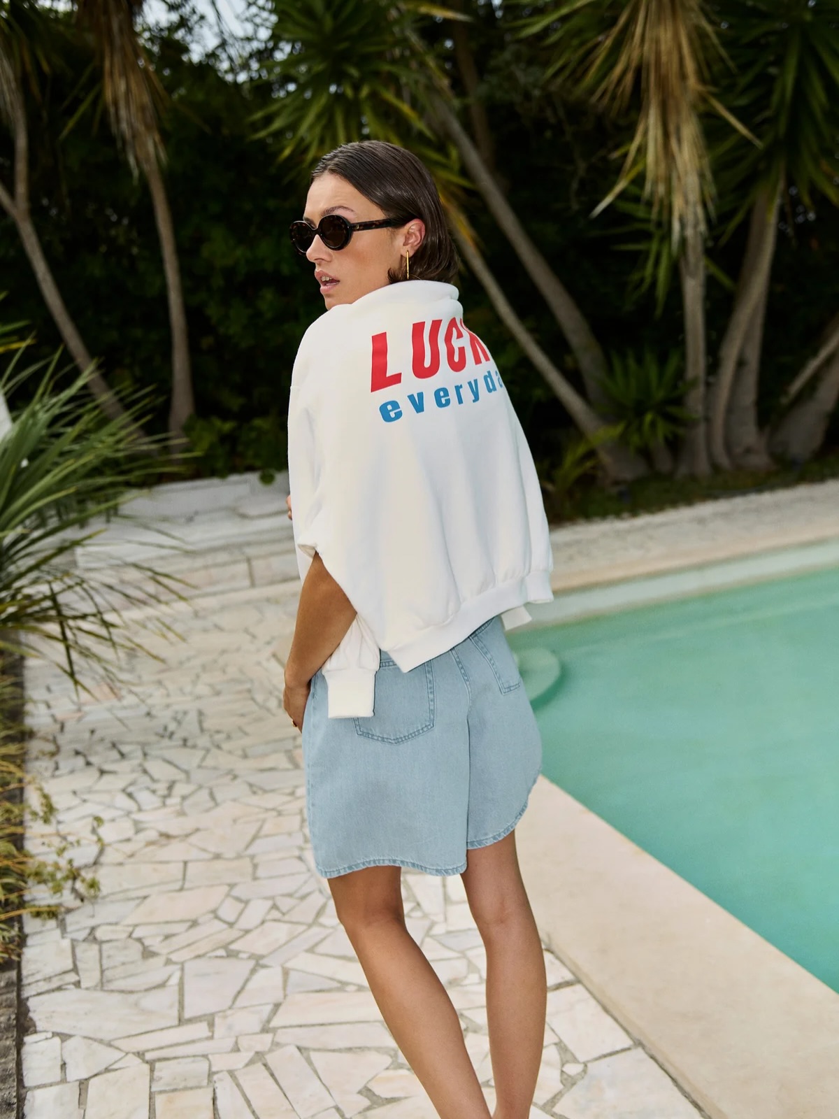 Signature looks
✔️tijdloos
✔️relaxed fits
✔️natuurlijke materialen
✔️subtiele details
Love this collection 🔝
#isolafashion #newcollection #signaturelook #sustainablefashion #multibrandstore